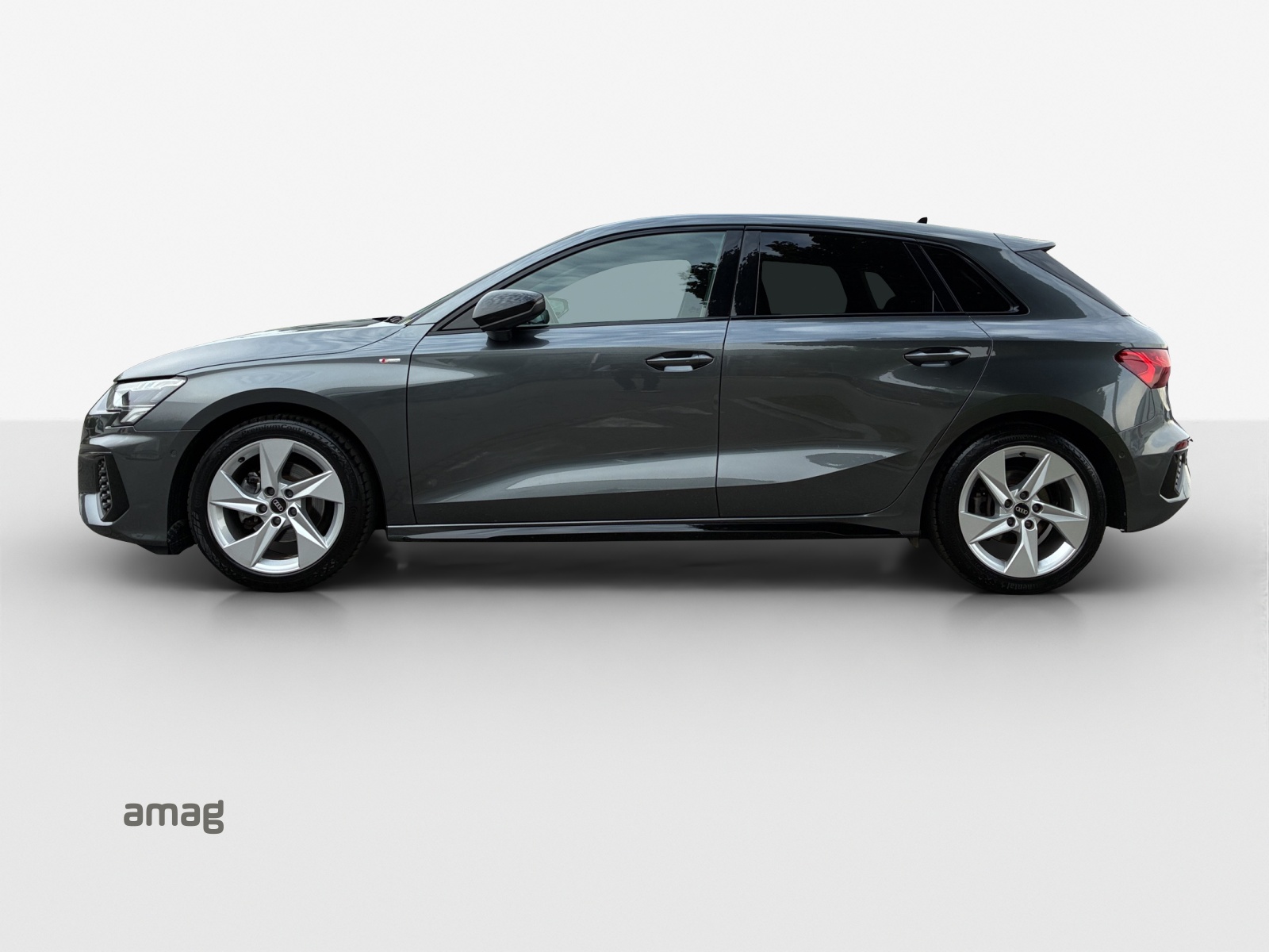 AUDI A3 Sportback 35 TFSI S line Attraction S-tronic-image-1