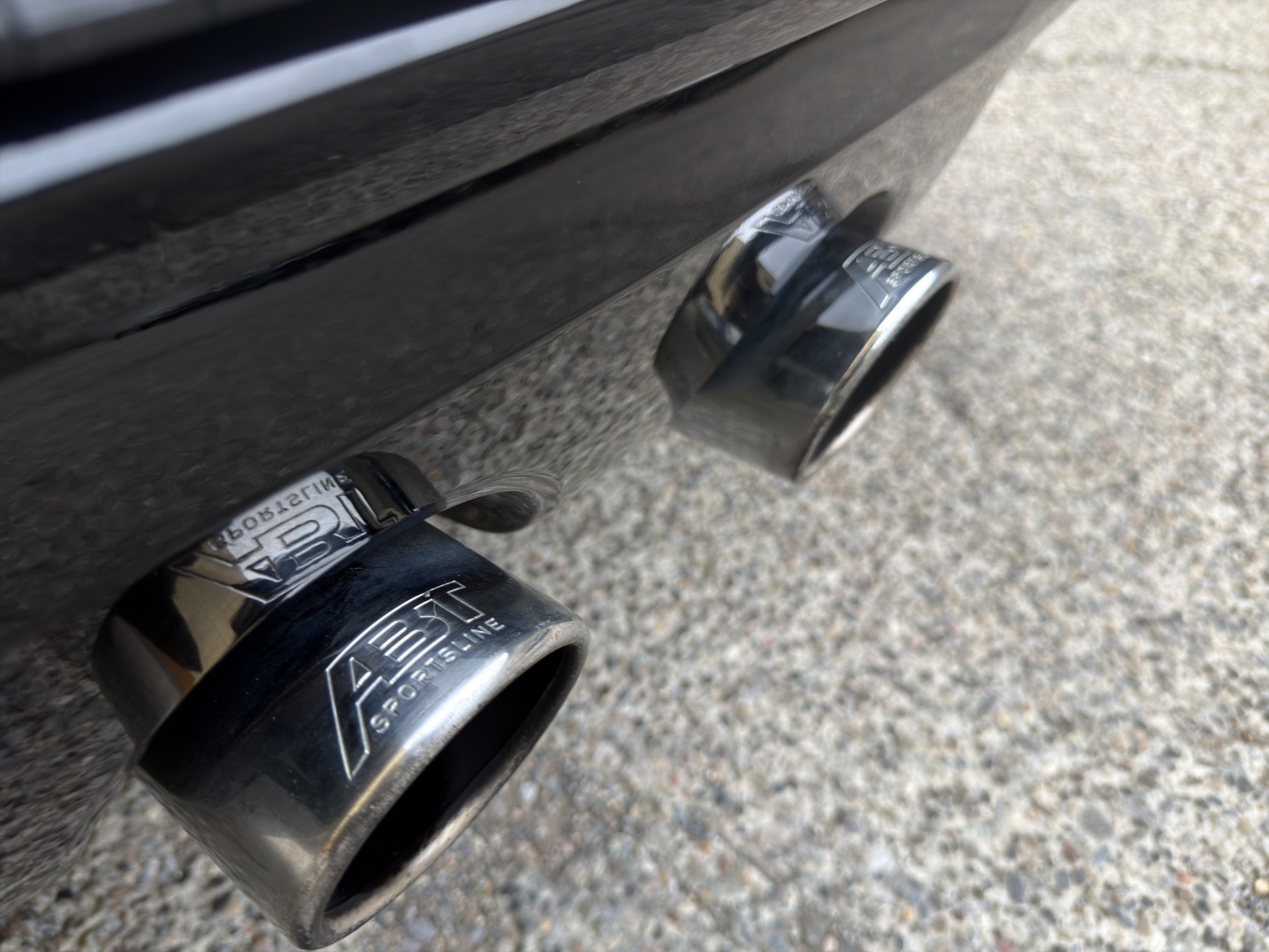 VW Golf 2.0 TSI R 4Motion-image-13