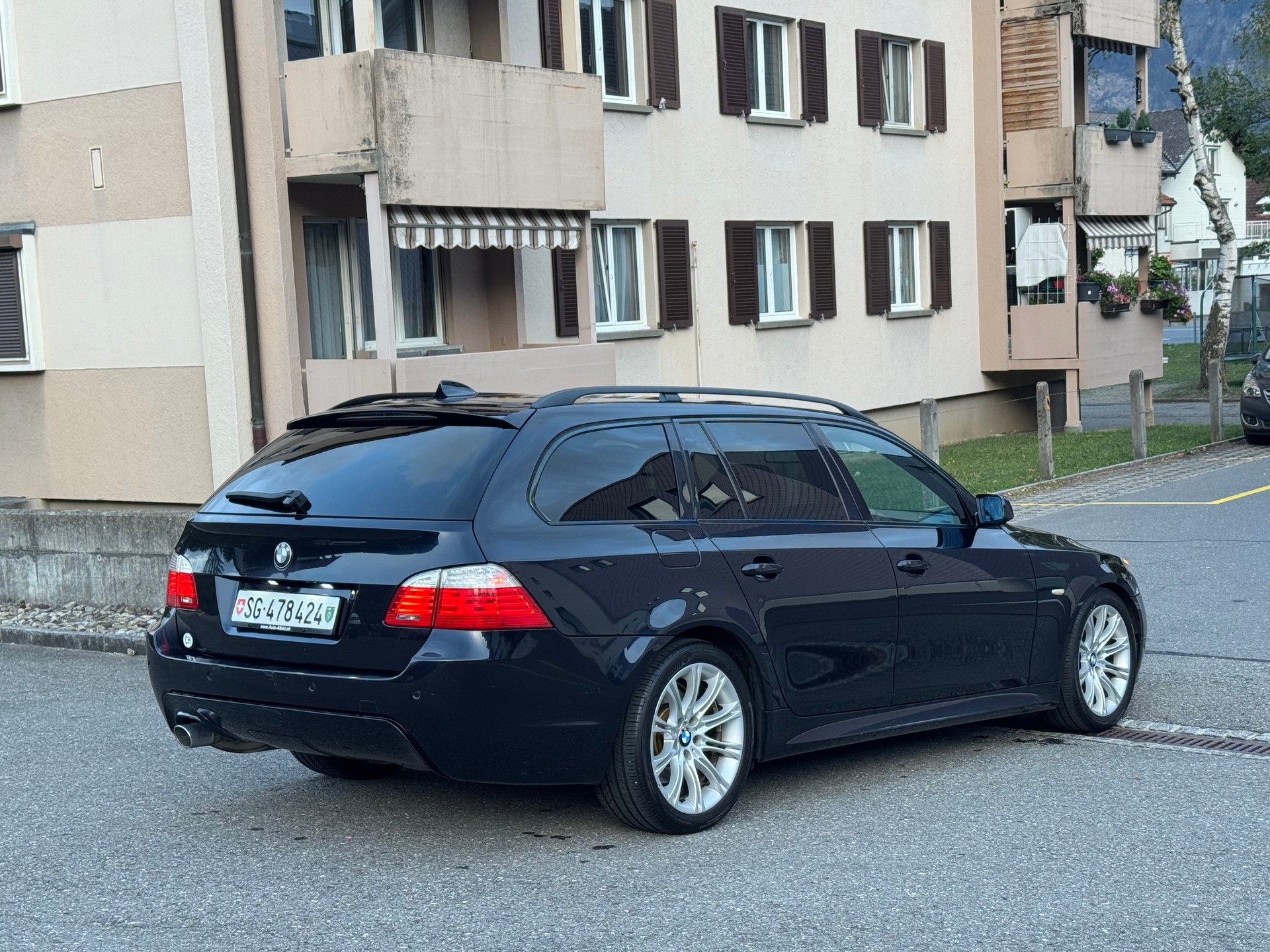 BMW 520d Touring Steptronic-image-6