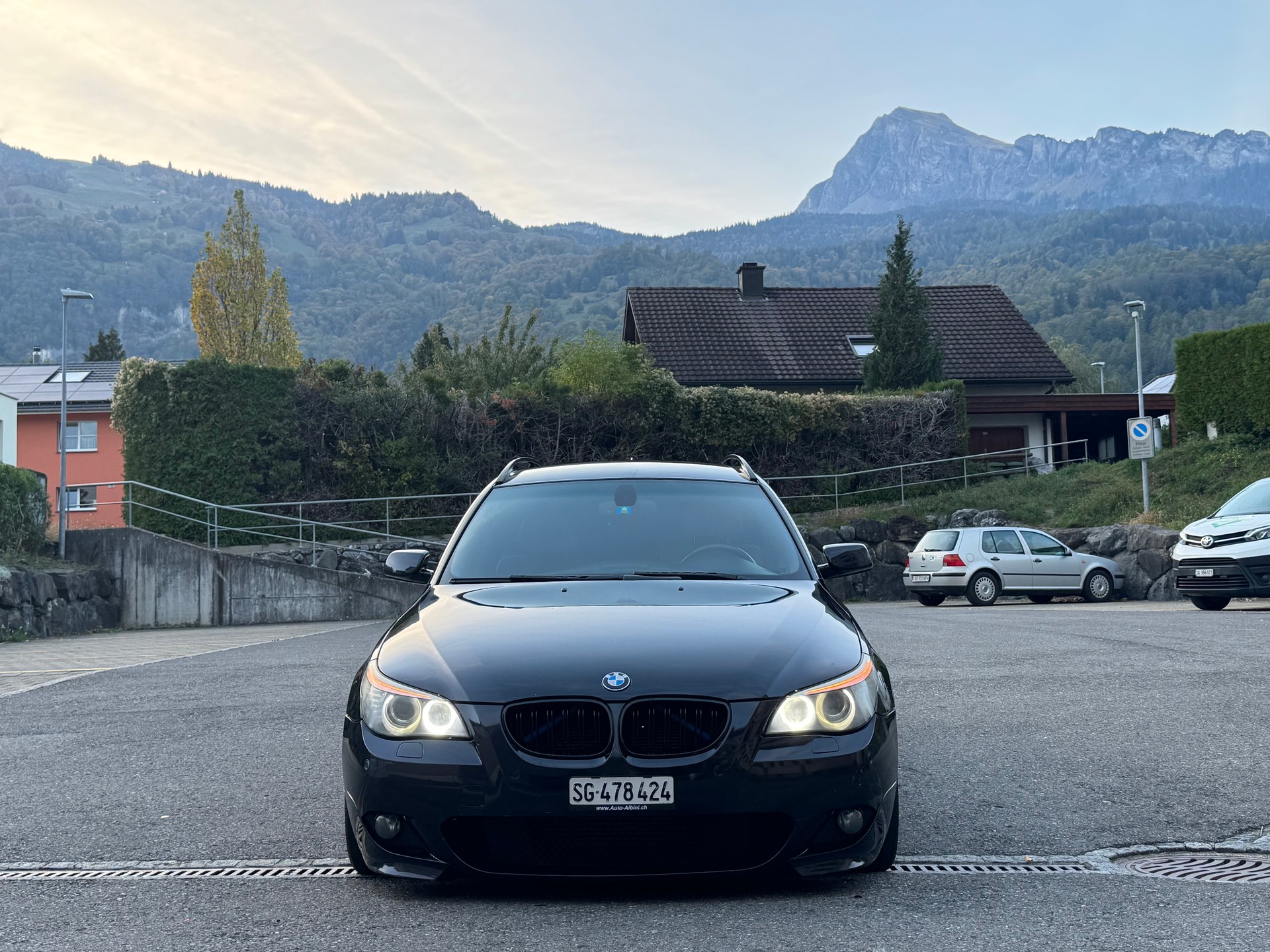 BMW 520d Touring Steptronic-image-1