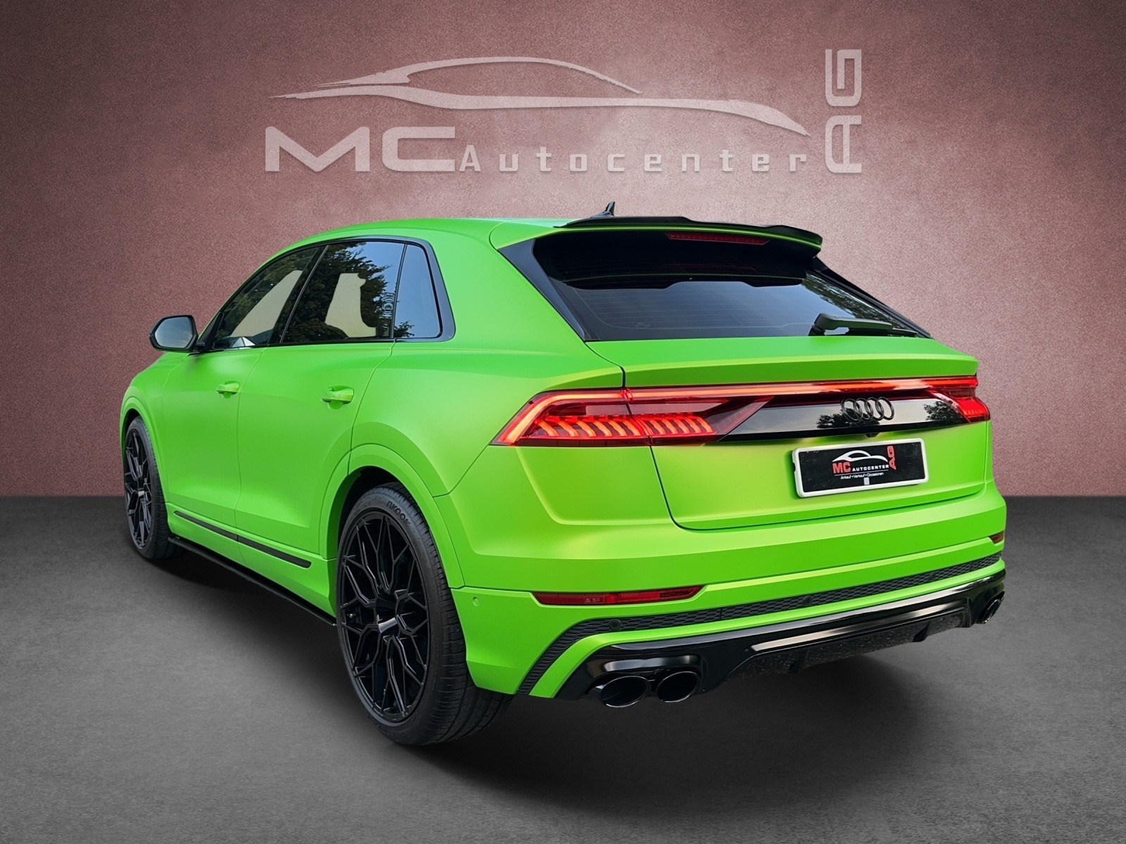 AUDI Q8 50 TDI Quattro Wassabi Green-image-2