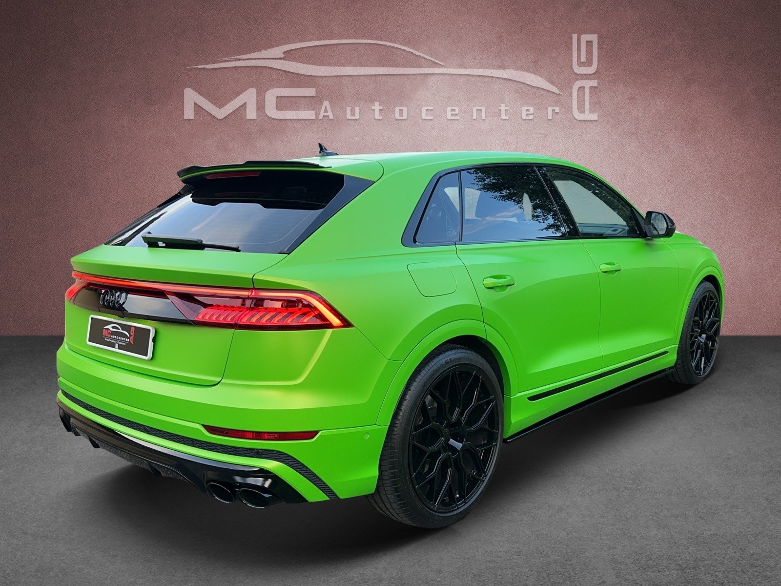 AUDI Q8 50 TDI Quattro Wassabi Green-image-4