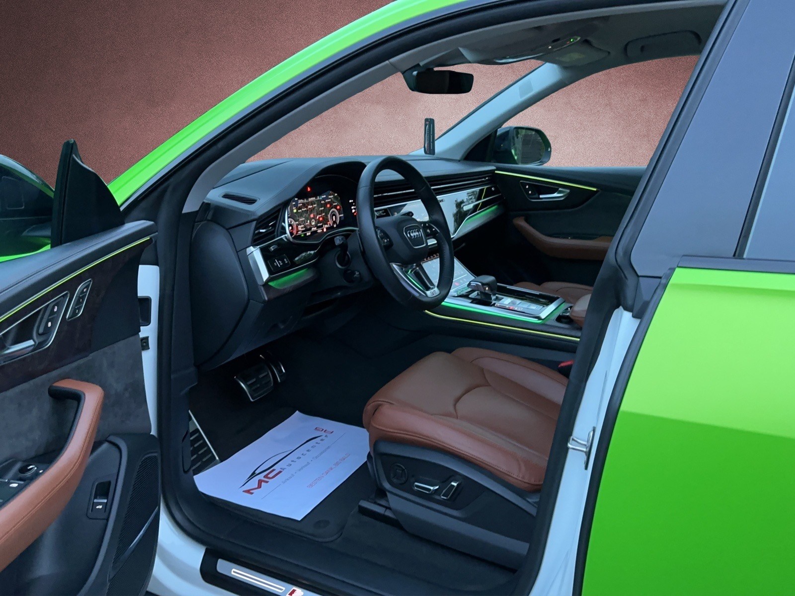 AUDI Q8 50 TDI Quattro Wassabi Green-image-6