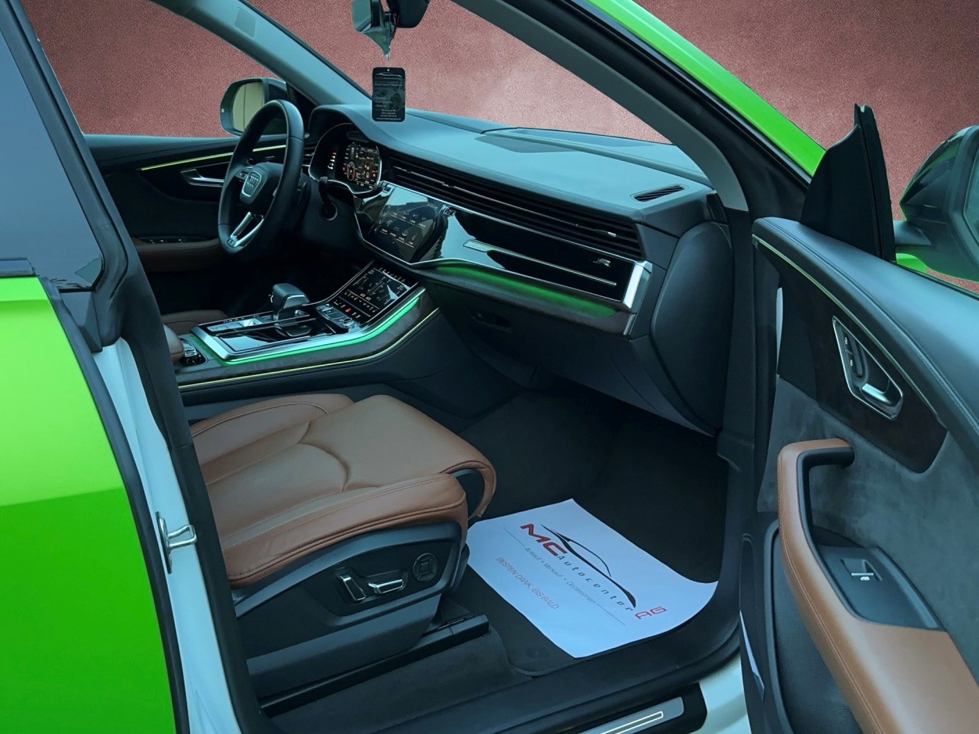 AUDI Q8 50 TDI Quattro Wassabi Green-image-11