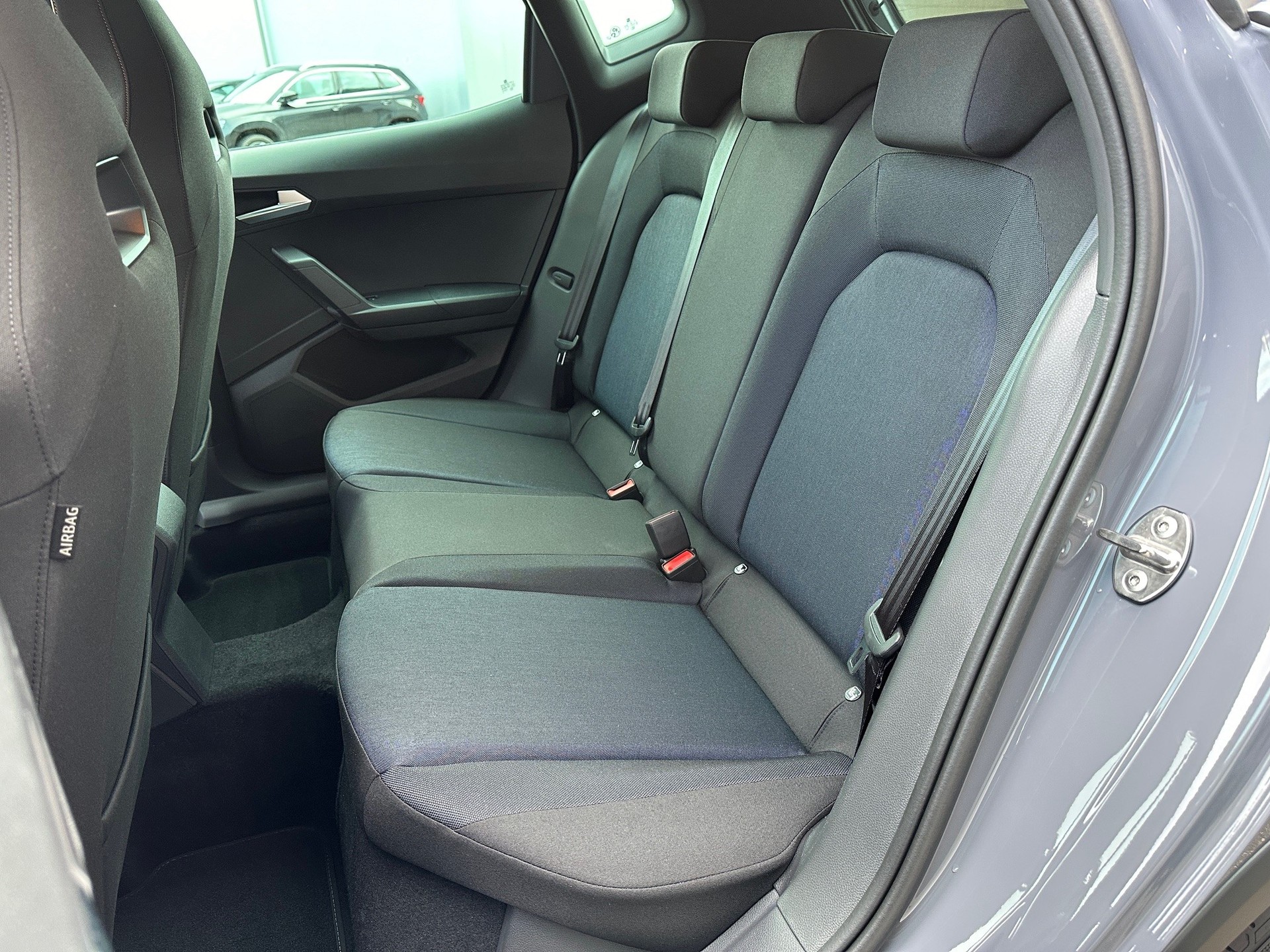 SEAT Arona FR LIM EDIT 1.0TSI 7DSG-image-6
