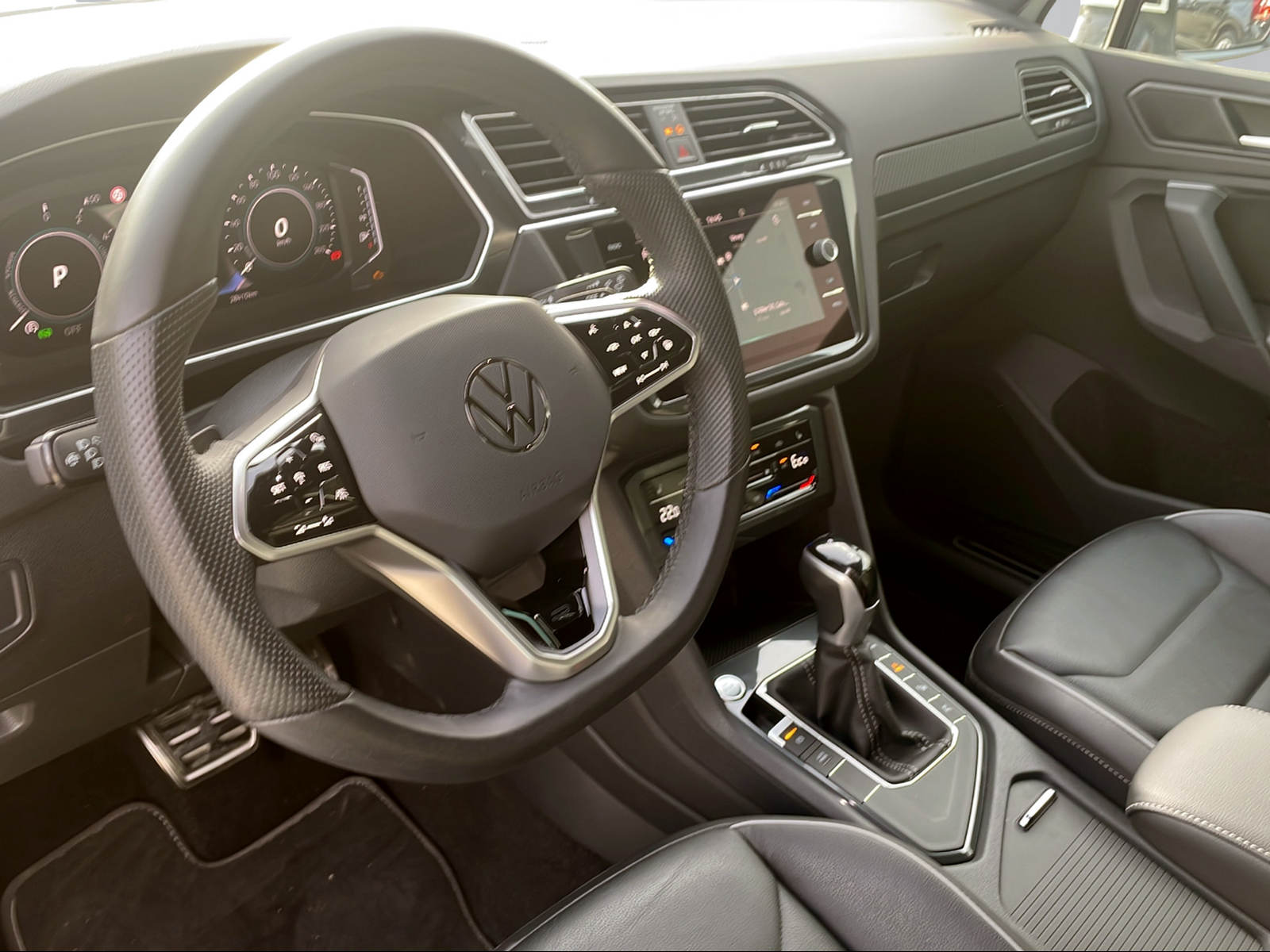 VW Tiguan 1.4TSI PHEV R-Line DSG-image-5