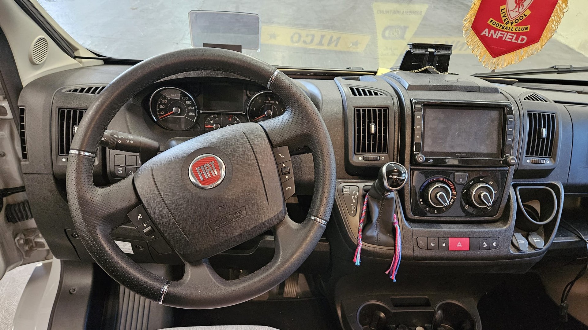 FIAT Weinsberg R58 Cara suite-image-3
