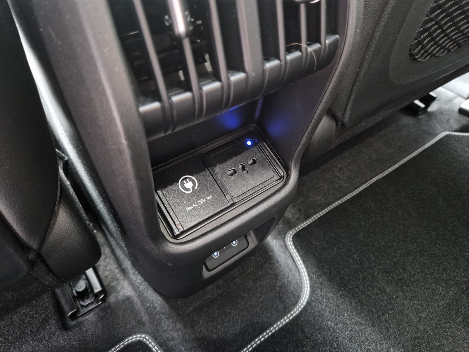 HYUNDAI Kona Electric Vertex-image-9