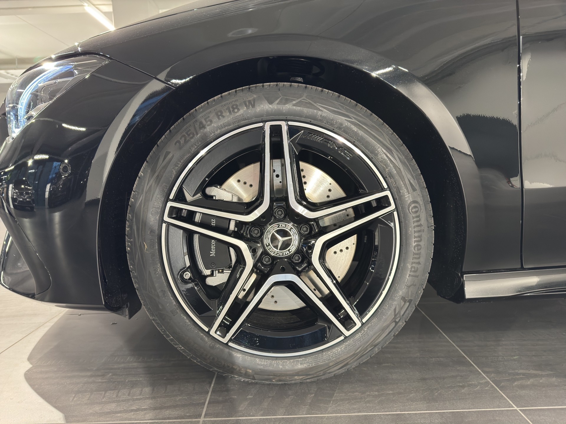 MERCEDES-BENZ CLA Shooting Brake 250 4Matic 8G-DCT-image-6