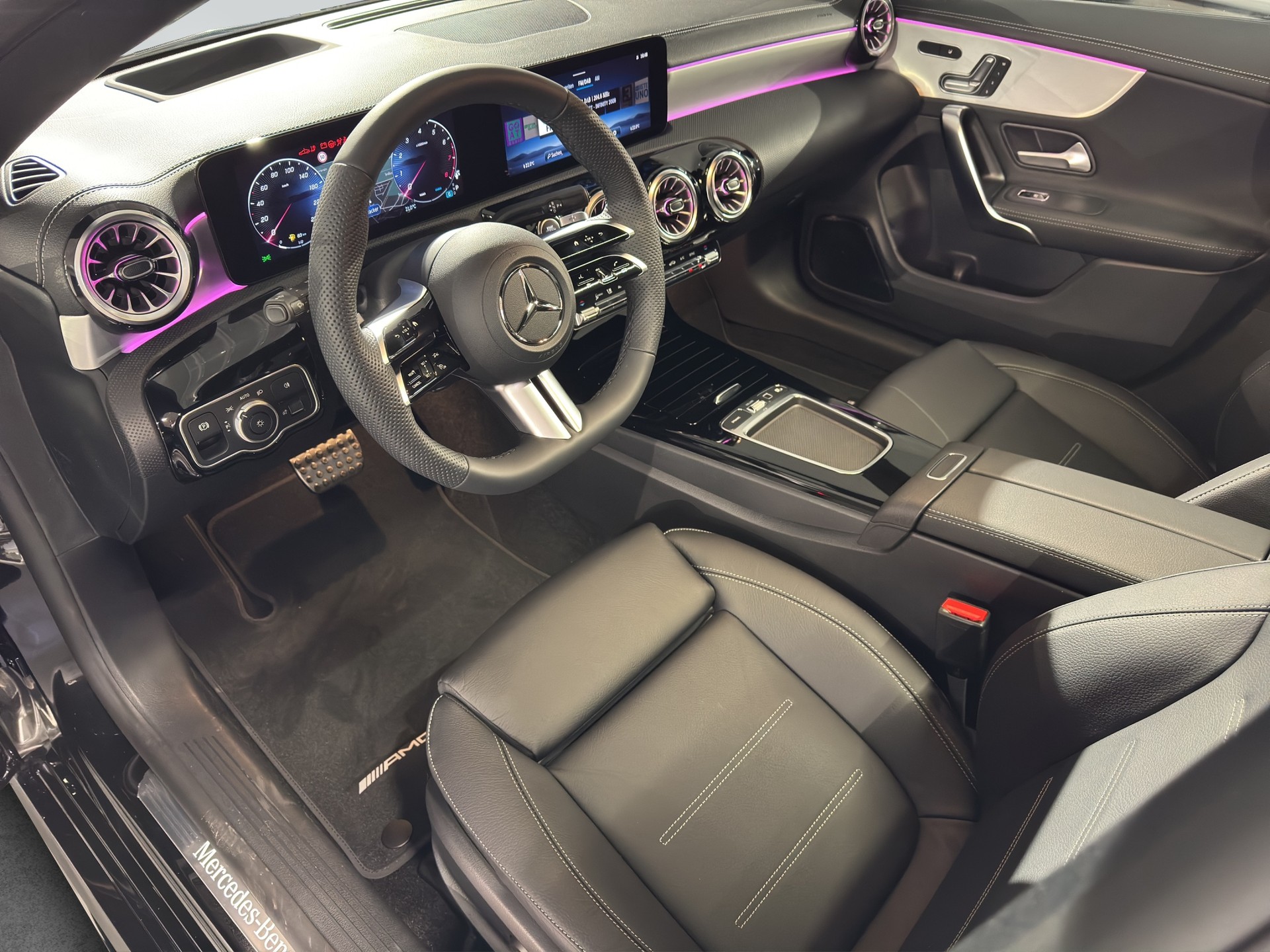 MERCEDES-BENZ CLA Shooting Brake 250 4Matic 8G-DCT-image-7