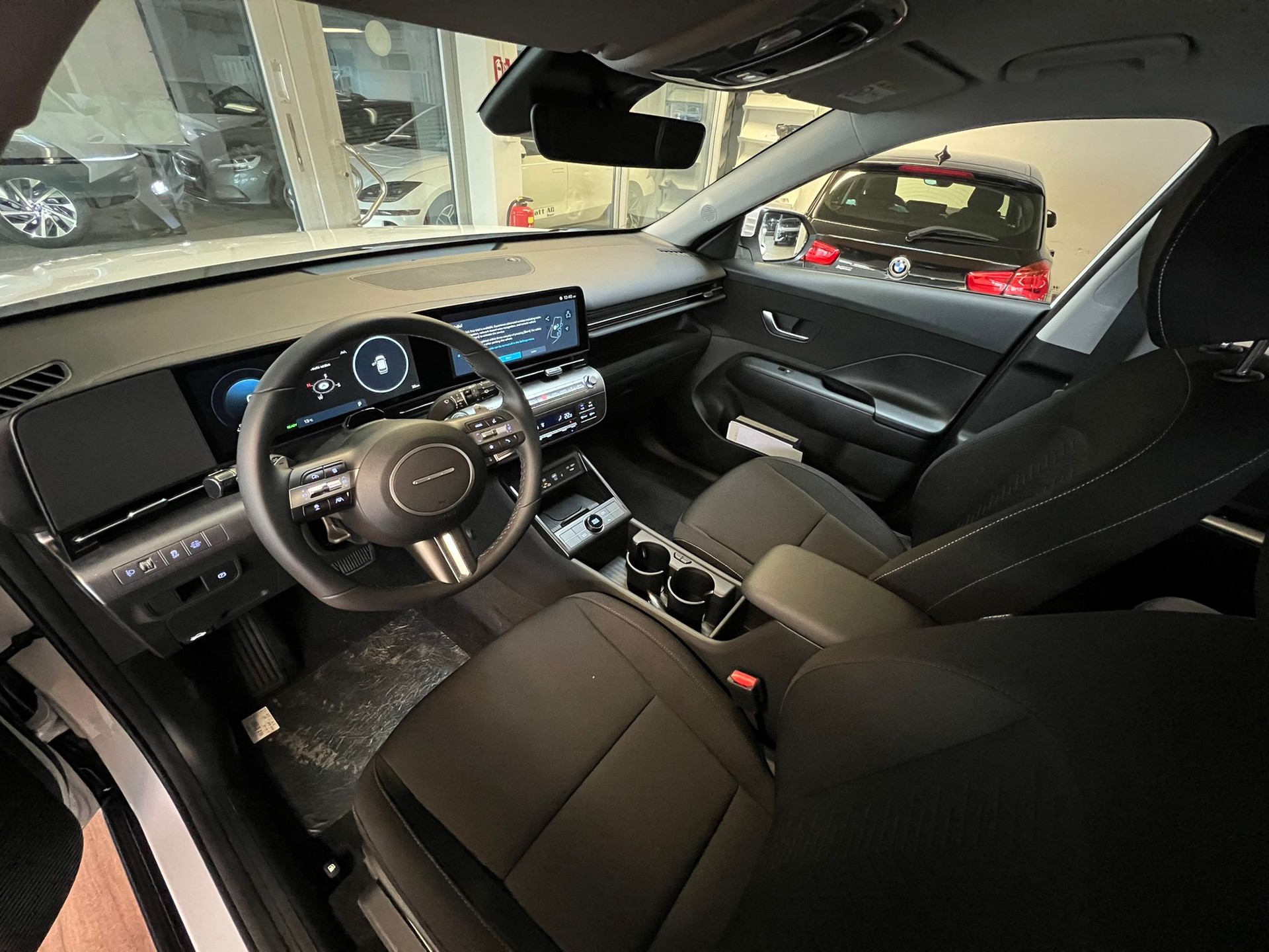 HYUNDAI Kona 1.6 GDi HEV Origo DCT-image-10