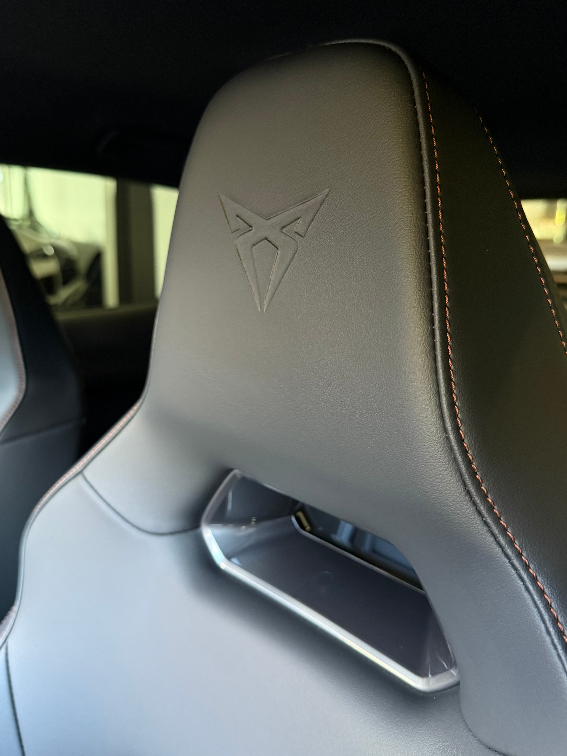 CUPRA Formentor 2.0TSI VZ 4Drive DSG-image-24