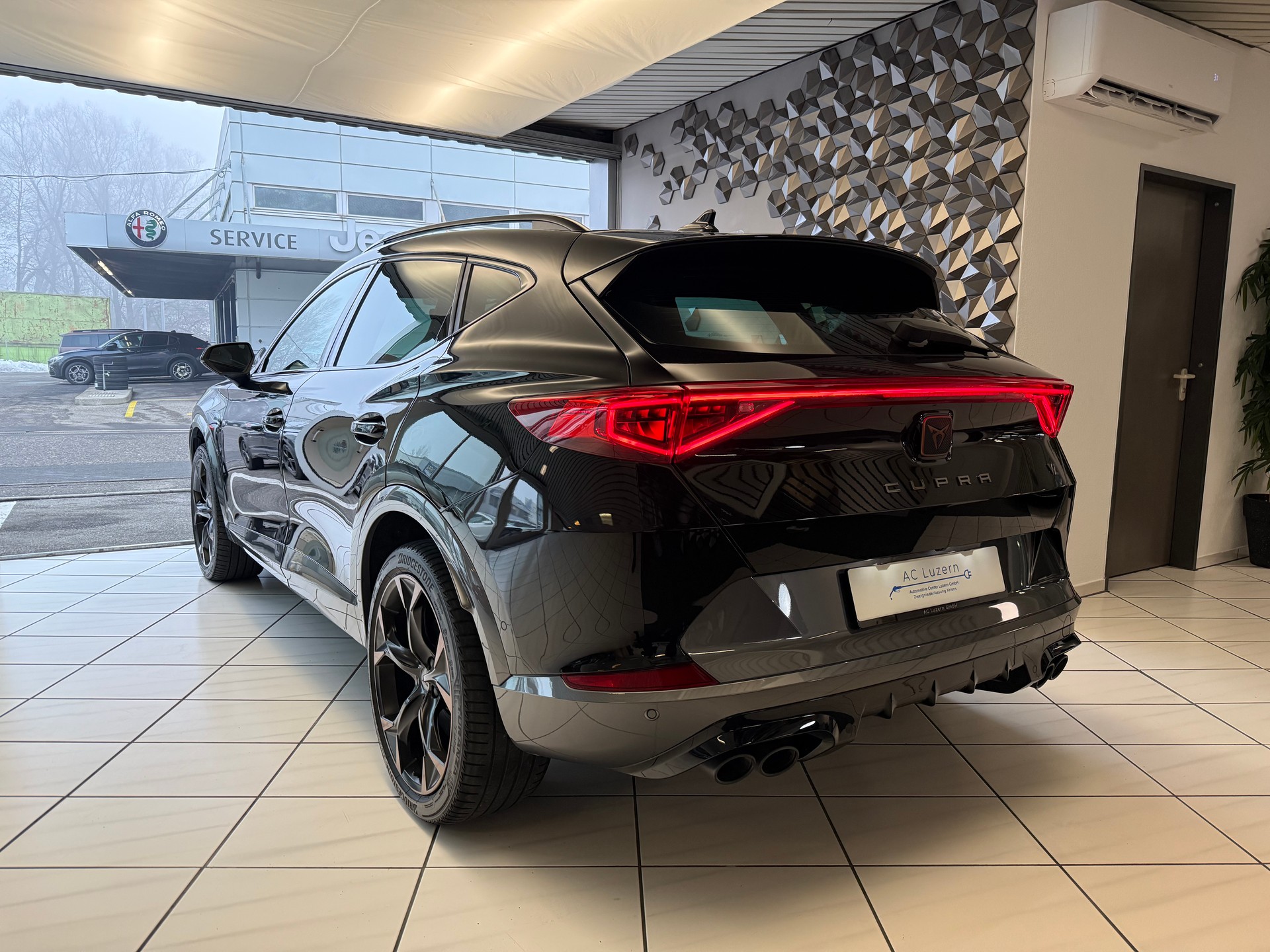 CUPRA Formentor 2.0TSI VZ 4Drive DSG-image-1