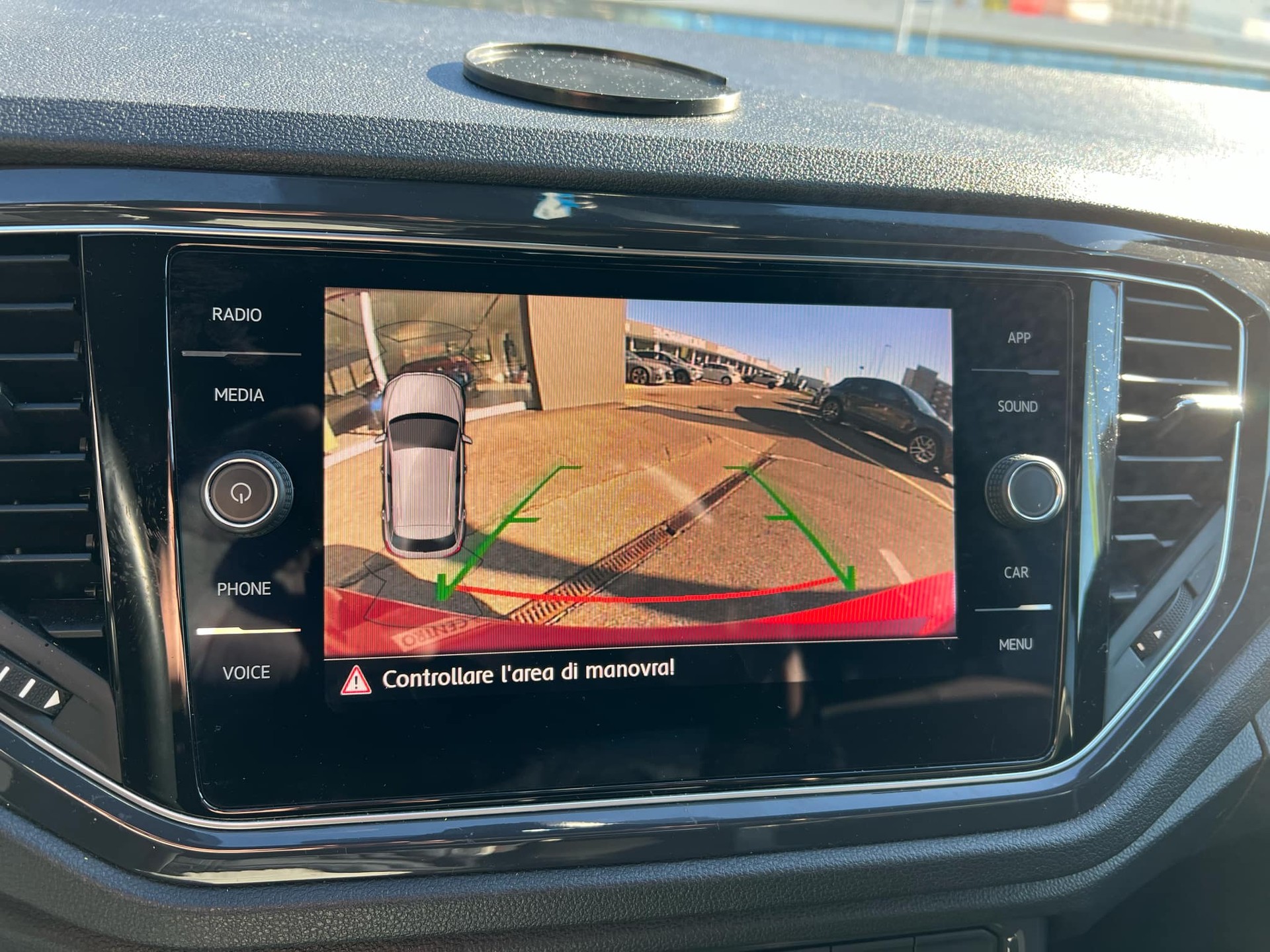 VW T-Roc 2.0 TSI Sport DSG 4Motion-image-11