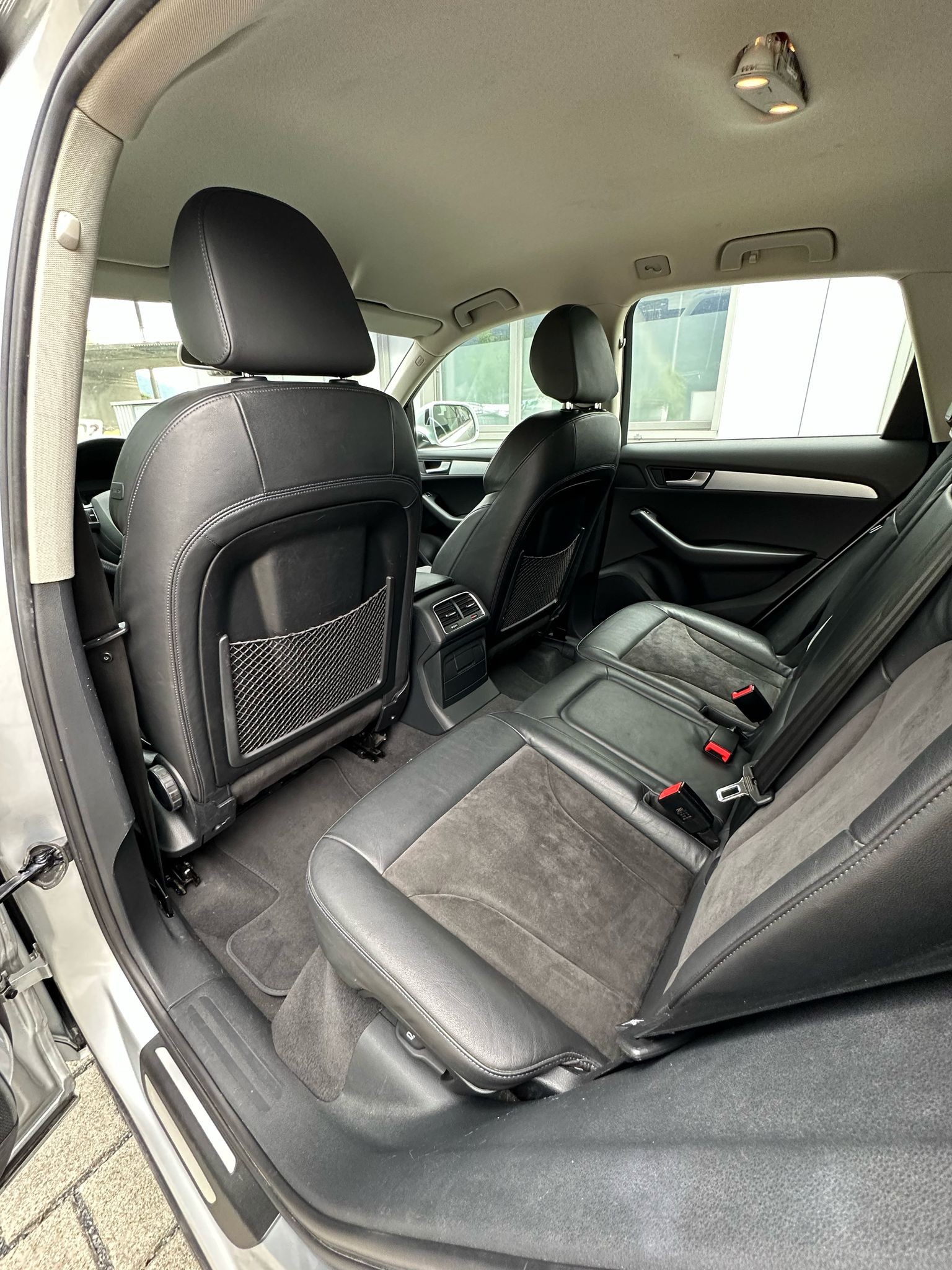 AUDI Q5 2.0 TFSI quattro S-tronic-image-8
