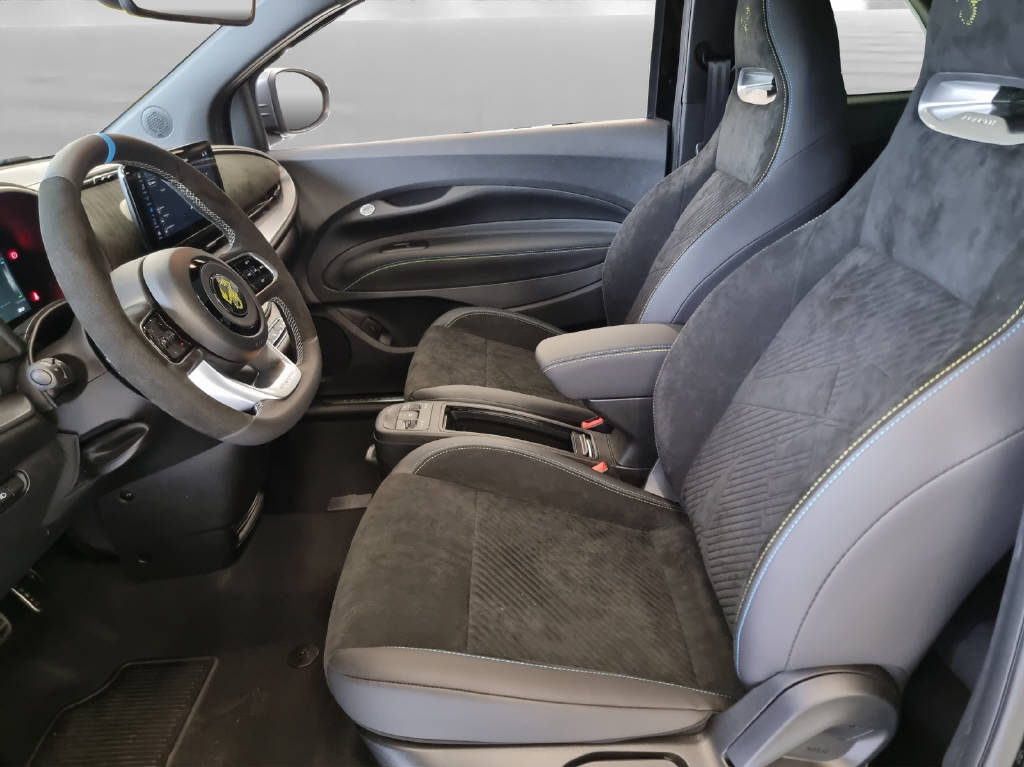 FIAT 500 Abarth Turismo-image-3