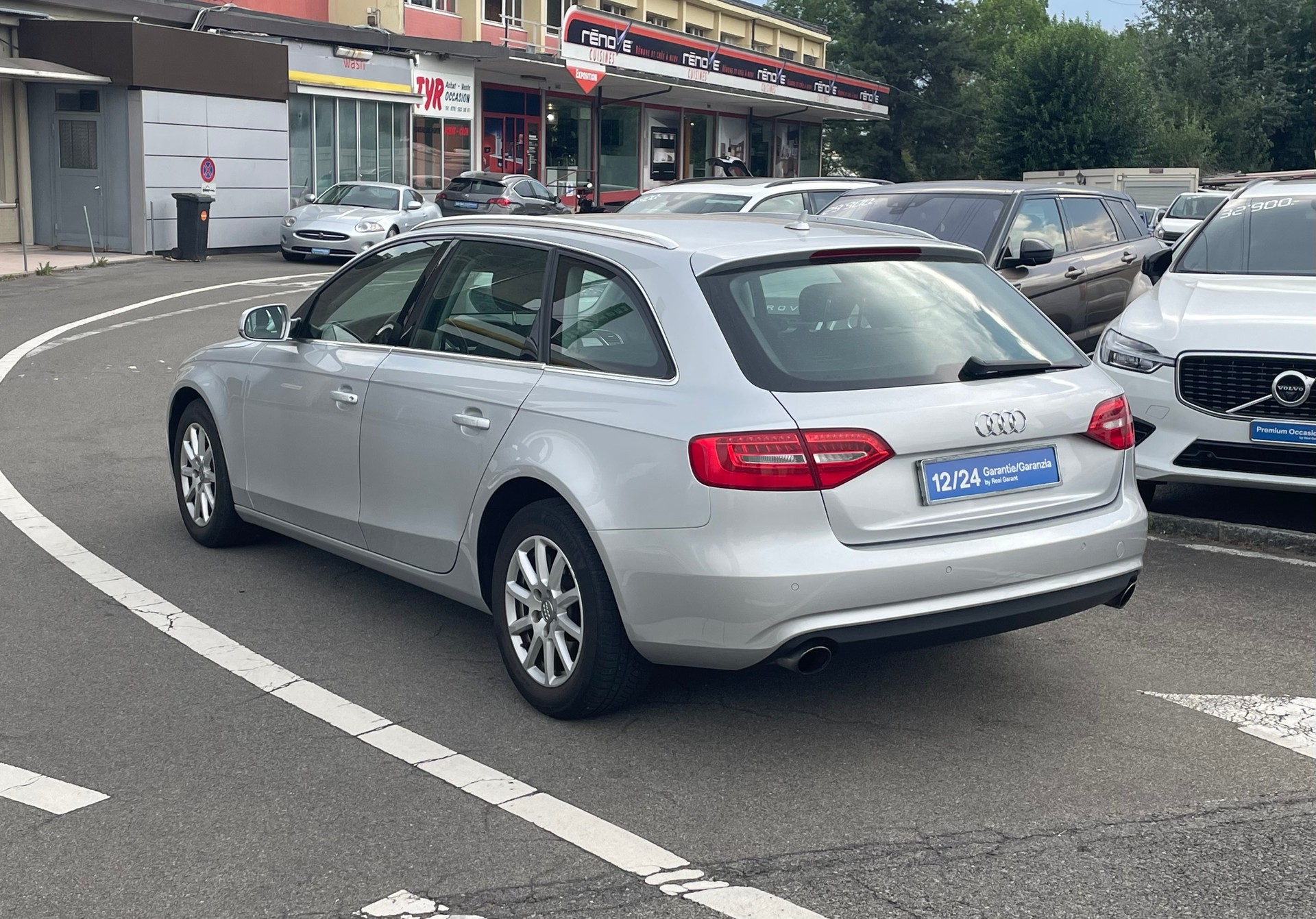 AUDI A4 Avant 1.8 TFSI multitronic-image-5