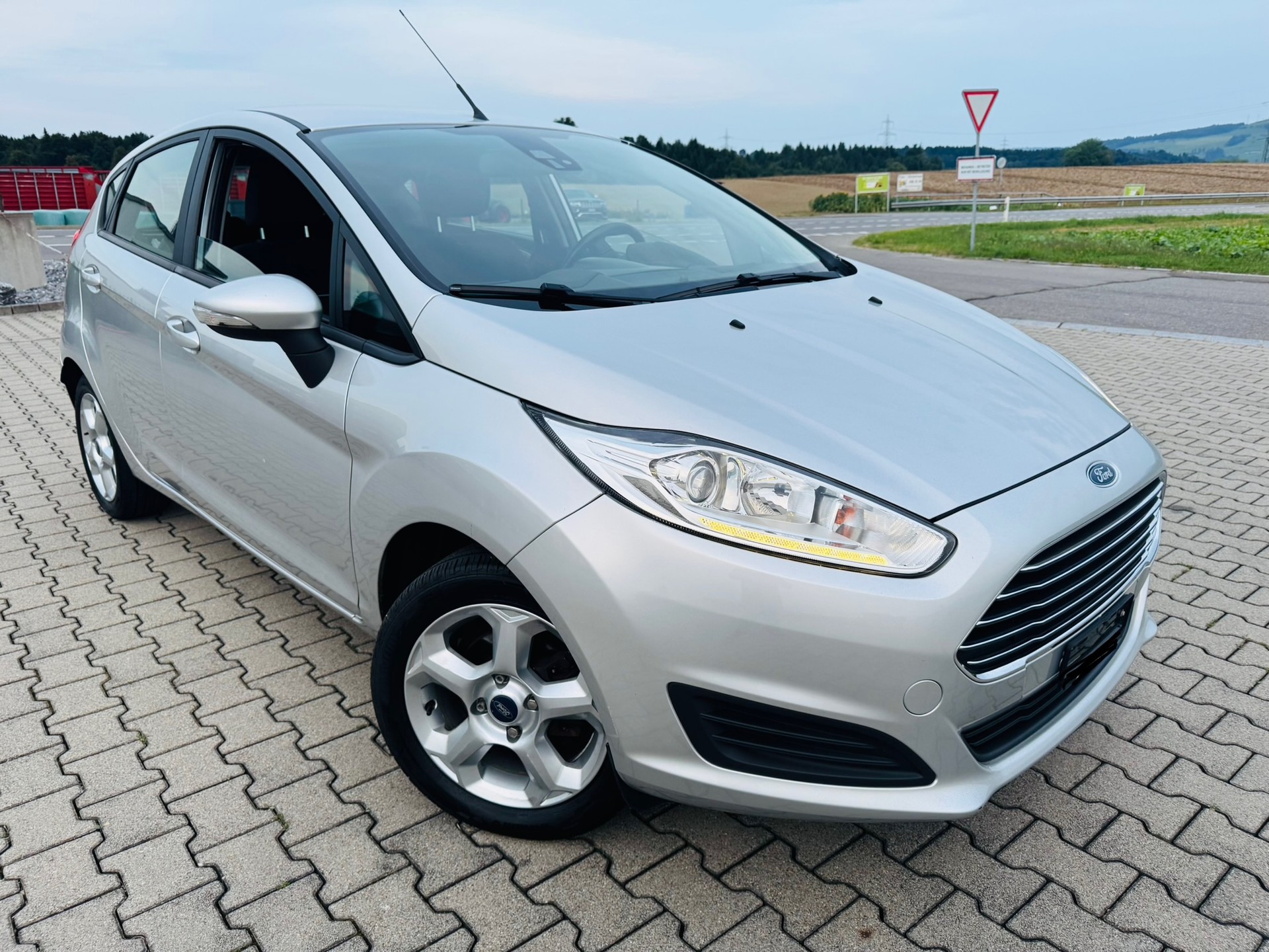FORD Fiesta 1.0 SCTi Trend-image-0