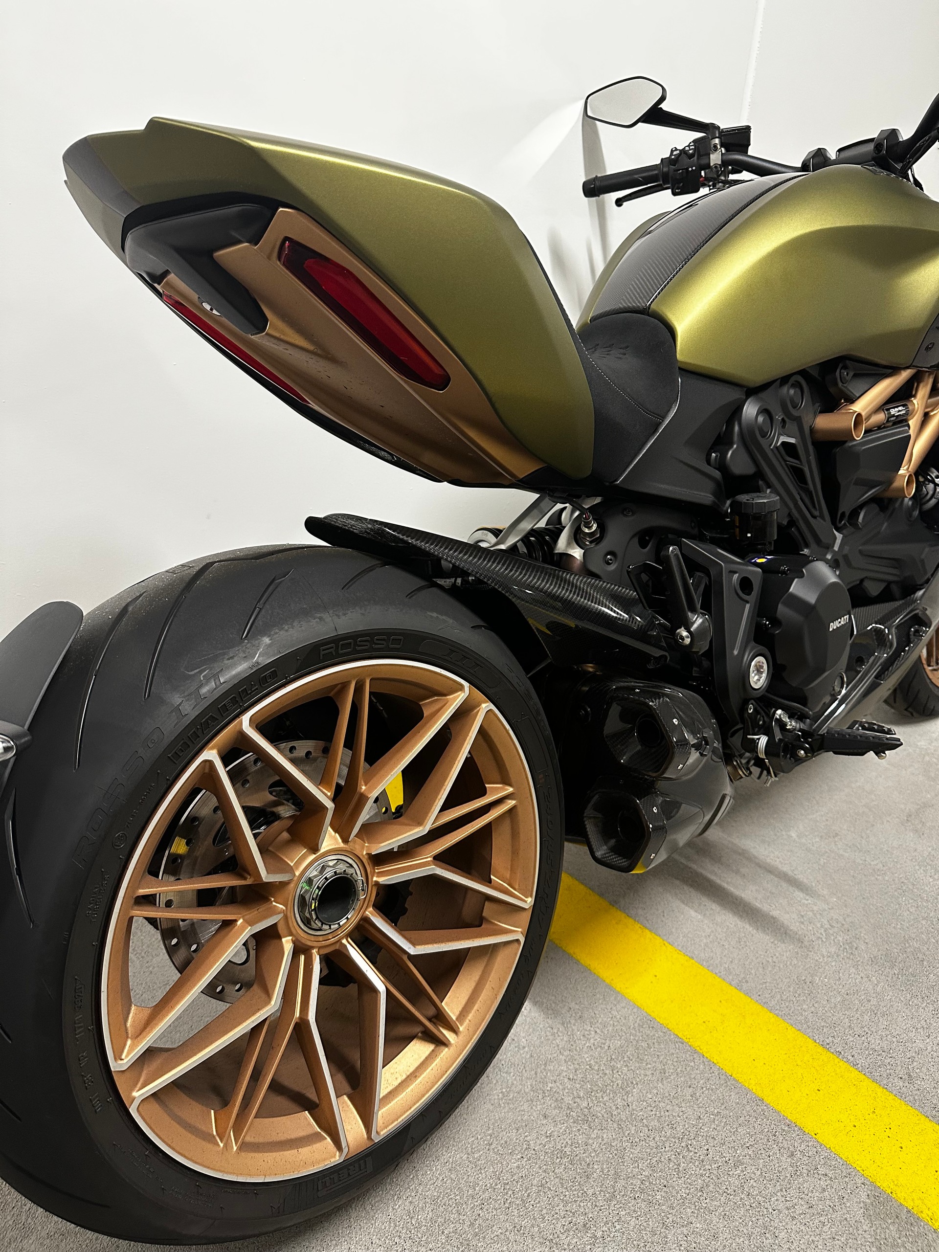 DUCATI Lamborghini-image-8