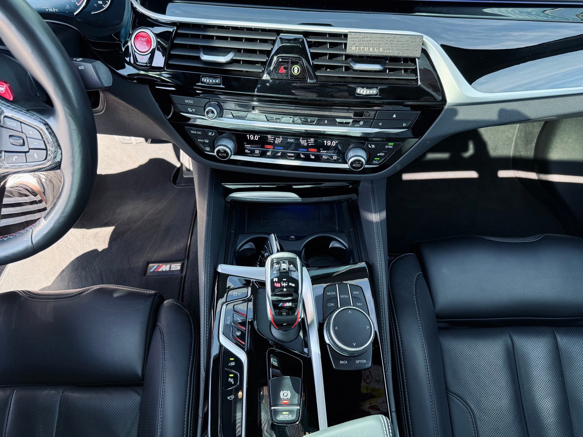 BMW M5 xDrive Competition Drivelogic-image-8