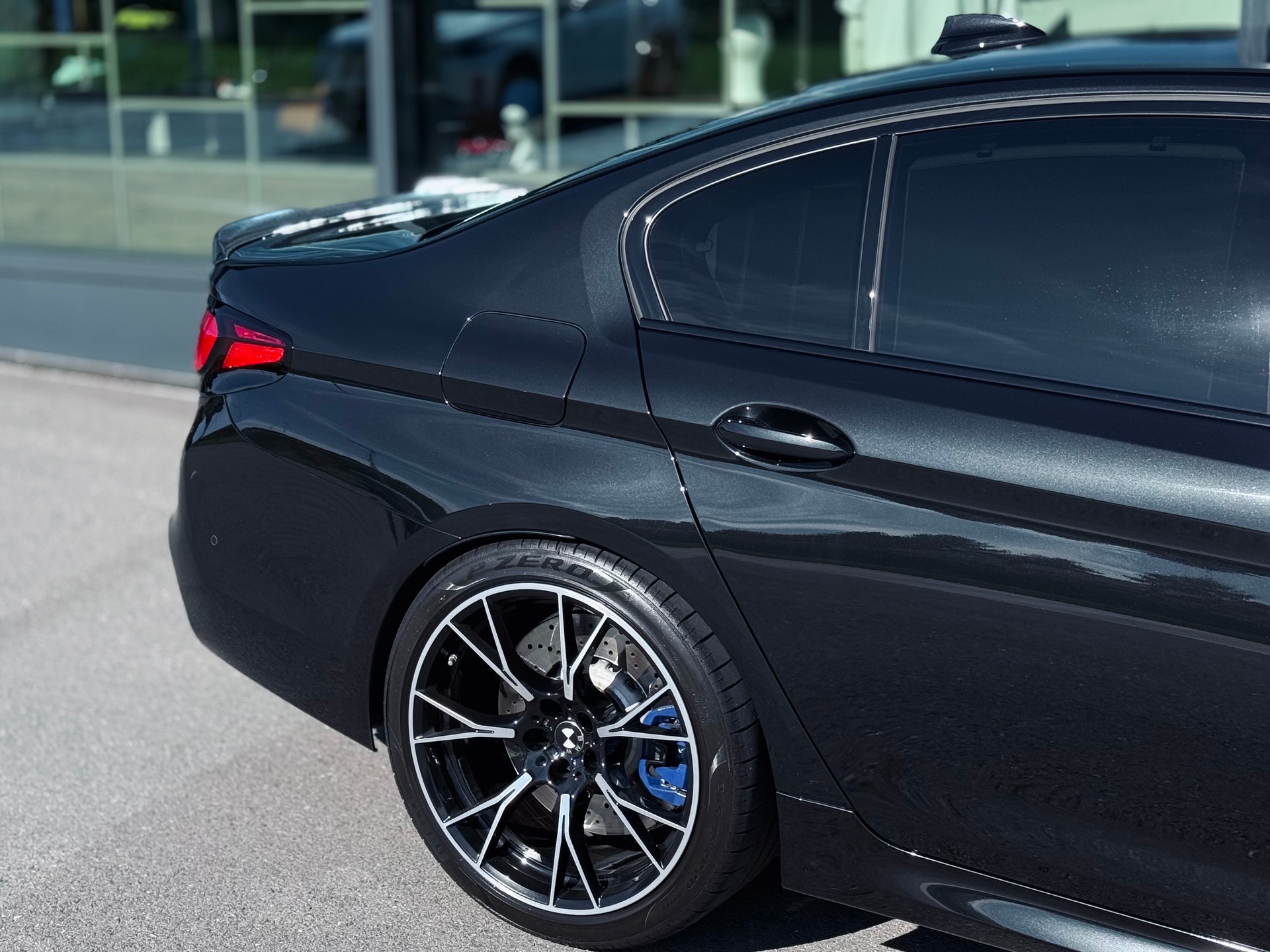 BMW M5 xDrive Competition Drivelogic-image-4