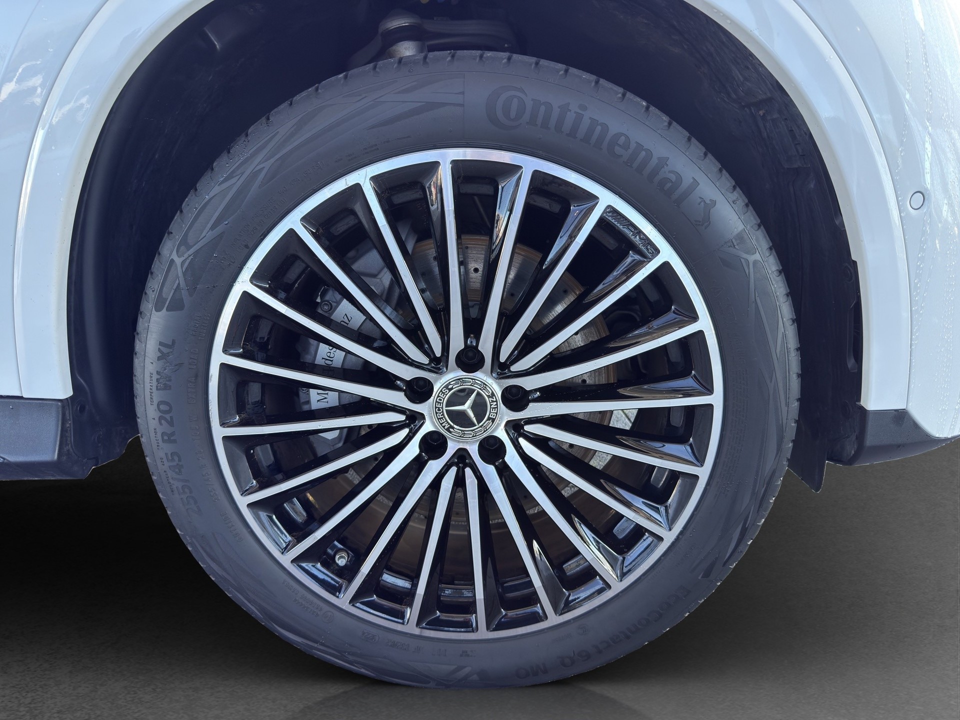 MERCEDES-BENZ GLC 300 e 4Matic 9G-Tronic-image-7