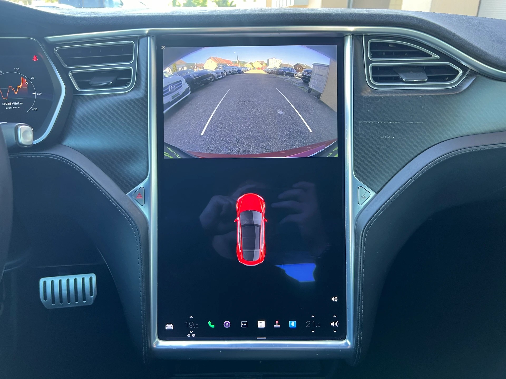TESLA Model S 85 I 2-PLÄTZER-image-17