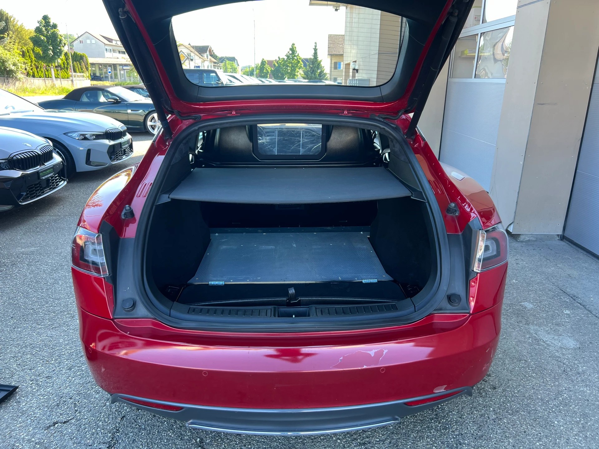 TESLA Model S 85 I 2-PLÄTZER-image-21