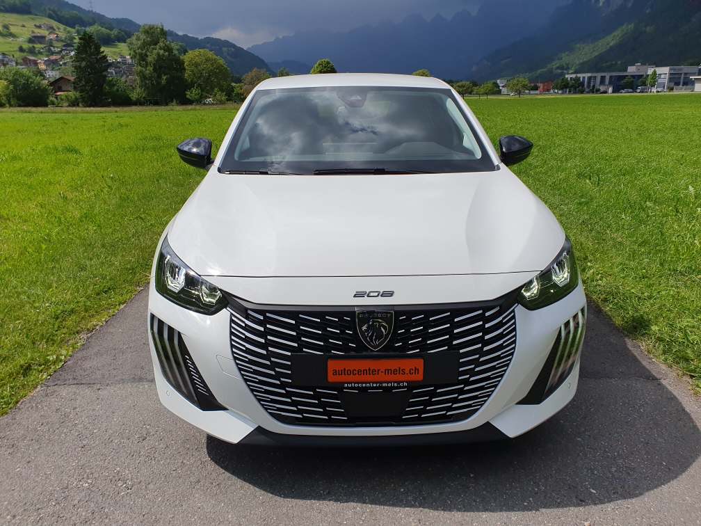 PEUGEOT 208 1.2 Hybrid Allure Premium+-image-2
