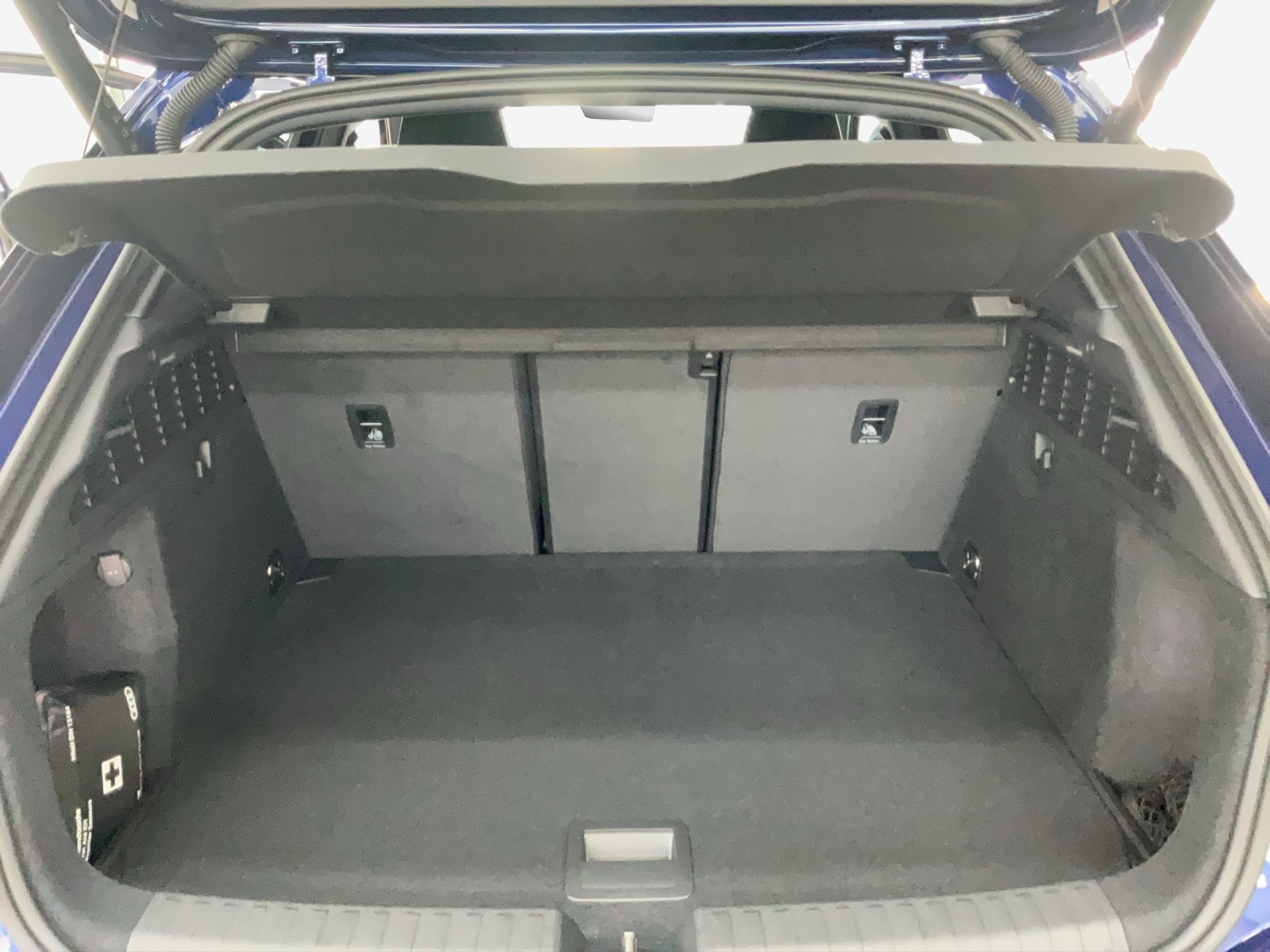 AUDI A3 allstreet 35 TFSI Attraction S-tronic-image-12