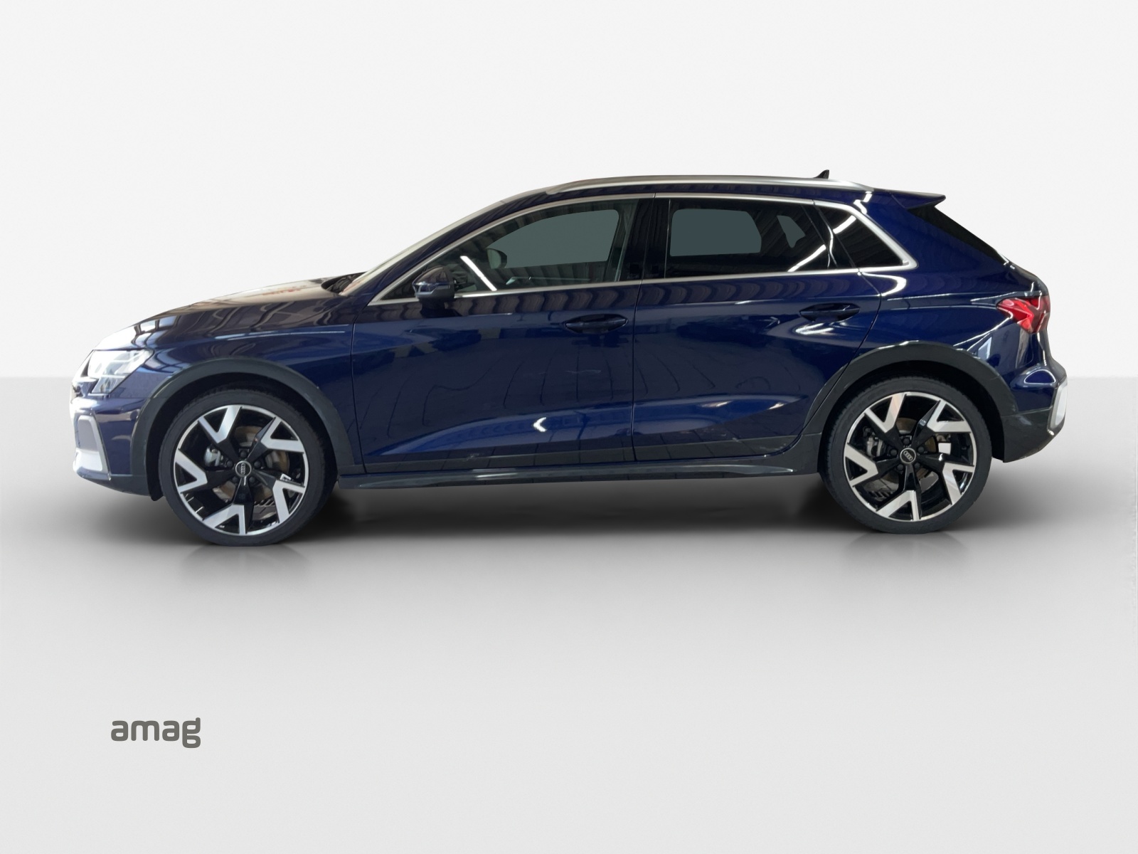 AUDI A3 allstreet 35 TFSI Attraction S-tronic-image-1