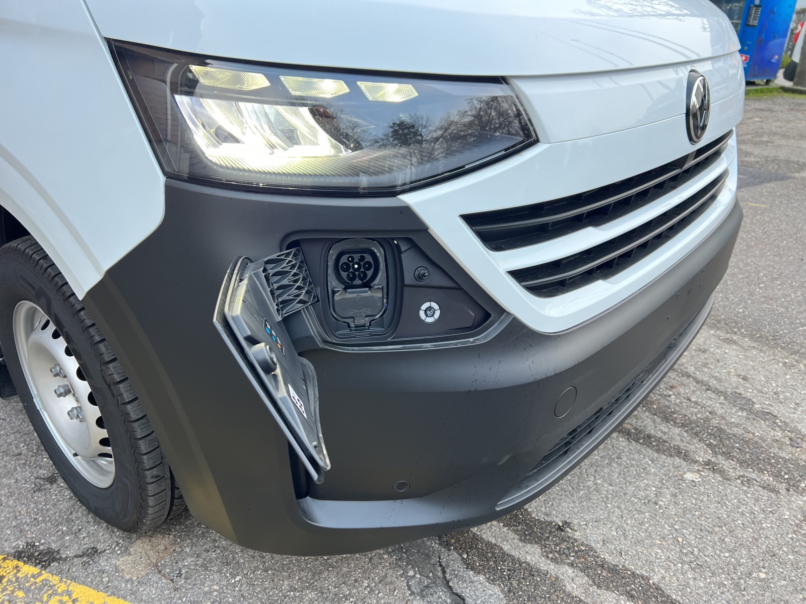 VW e-Transporter 70 kWh-image-11