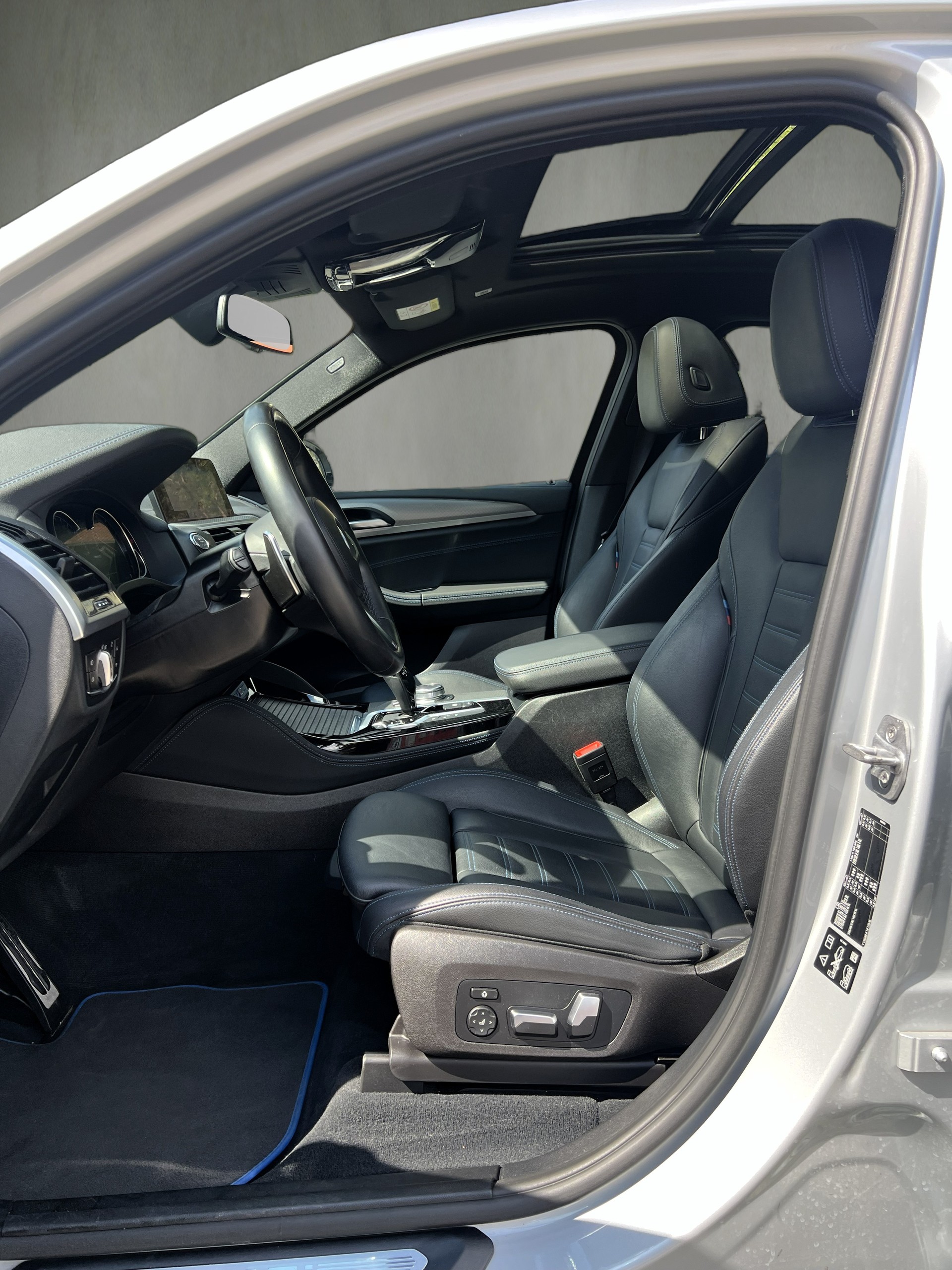 BMW X4 M40i Steptronic-image-16