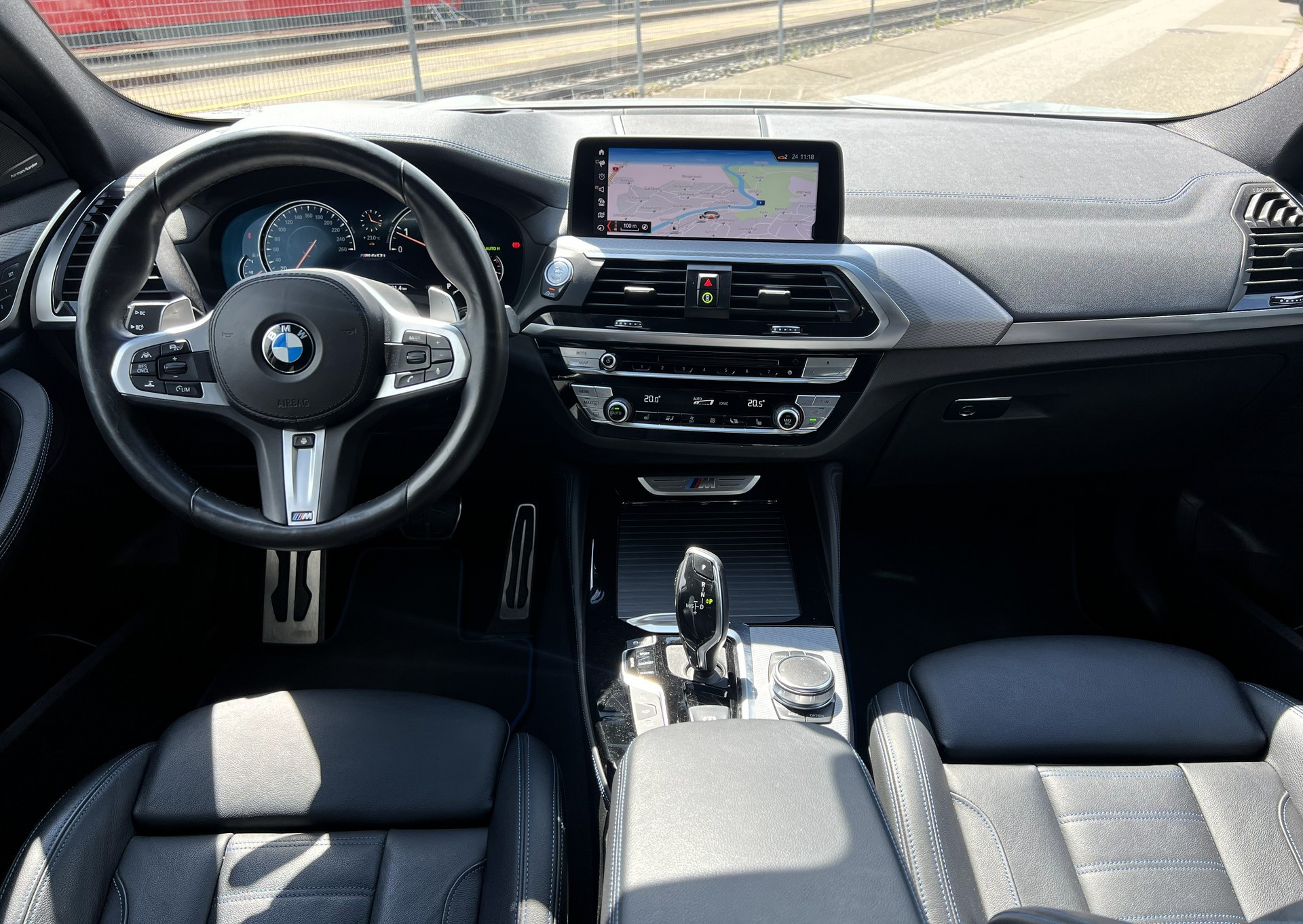 BMW X4 M40i Steptronic-image-22