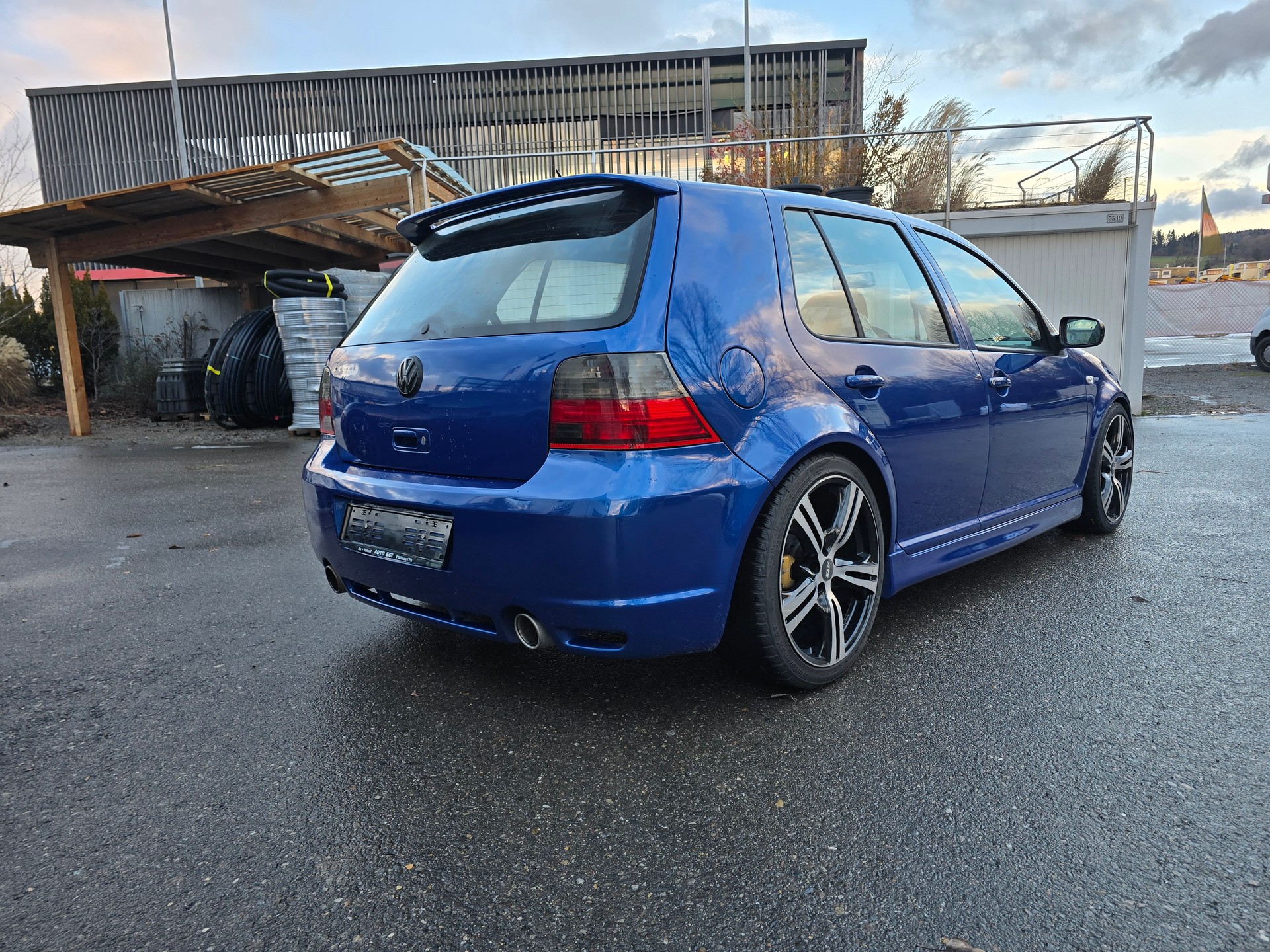 VW Golf 1.8 T GTI-image-5