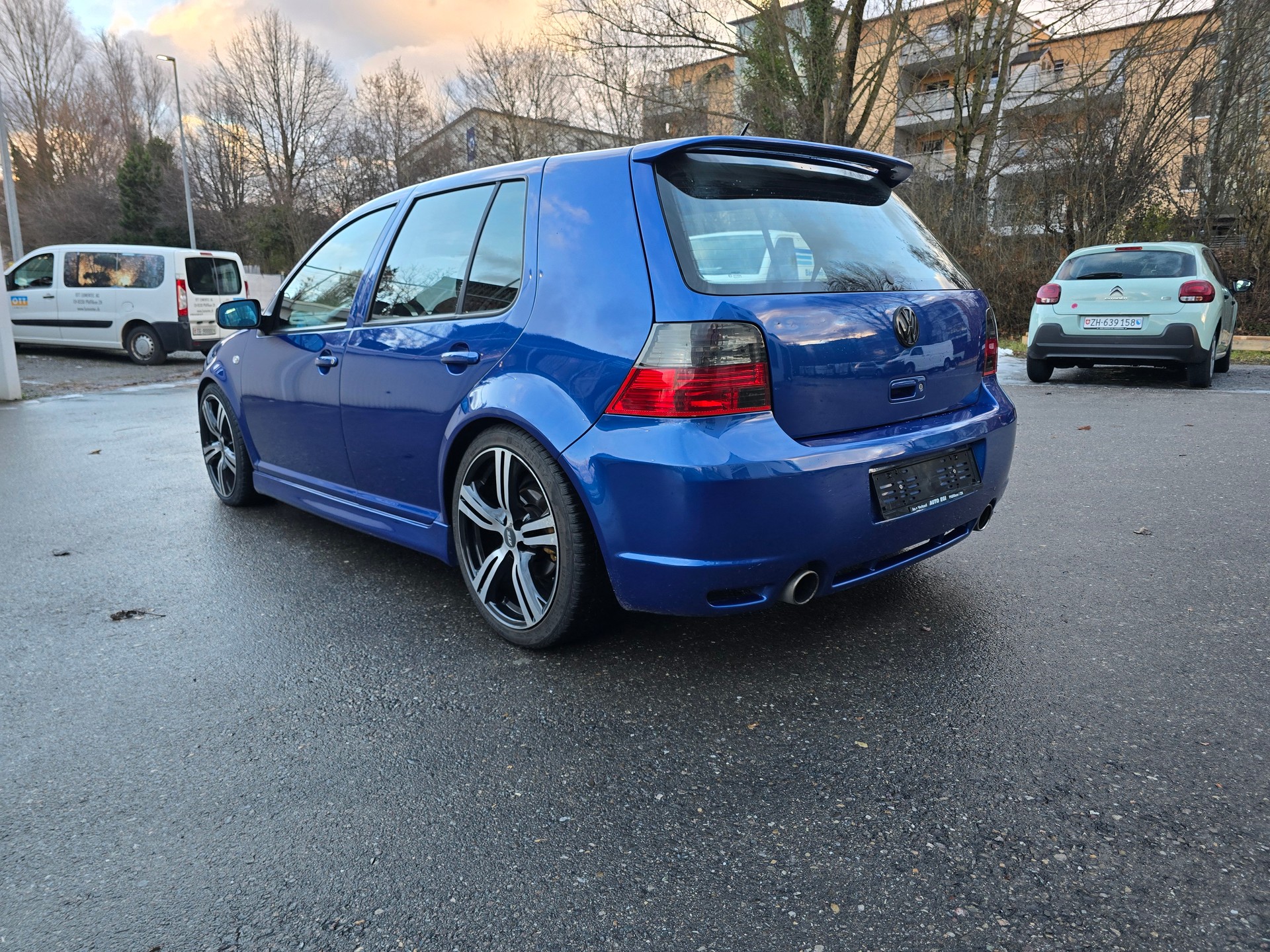 VW Golf 1.8 T GTI-image-7