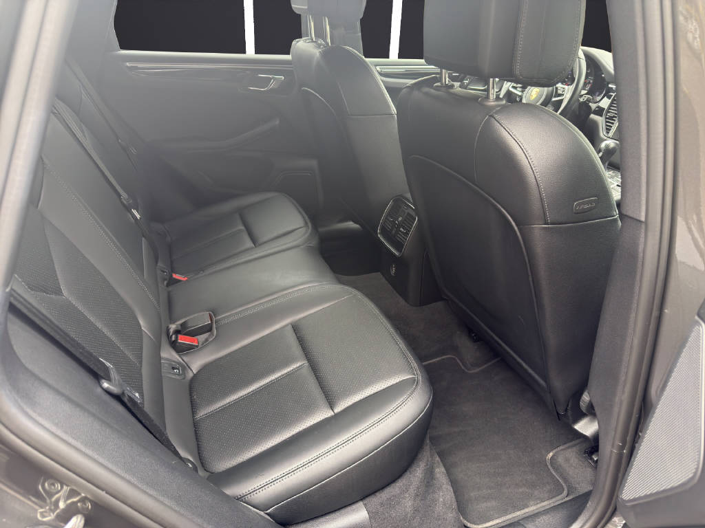 PORSCHE Macan 2.0-image-14