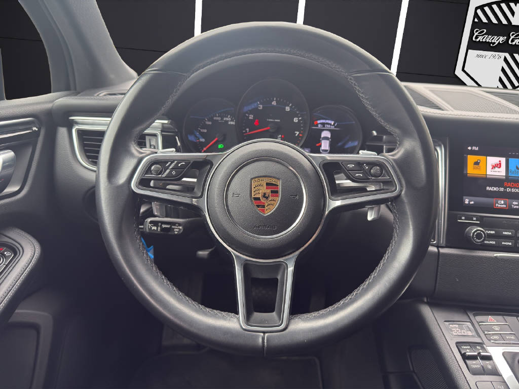 PORSCHE Macan 2.0-image-15