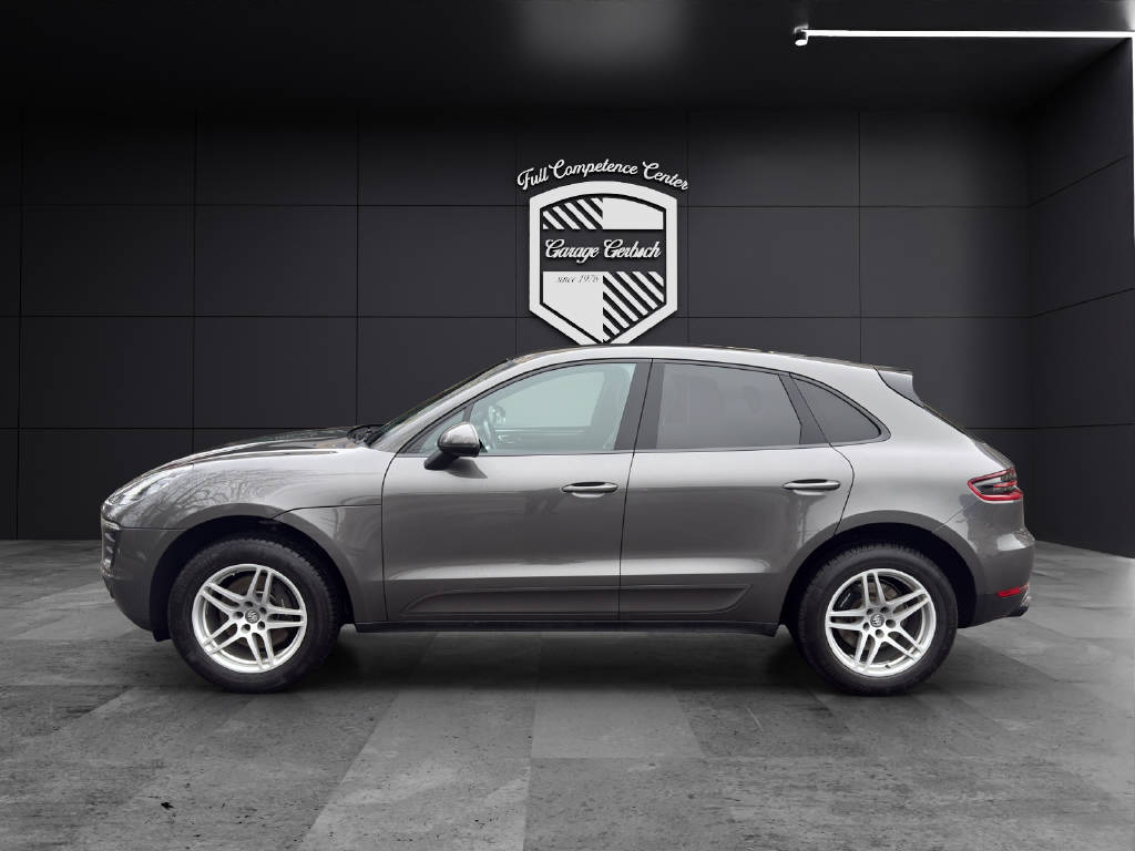 PORSCHE Macan 2.0-image-0