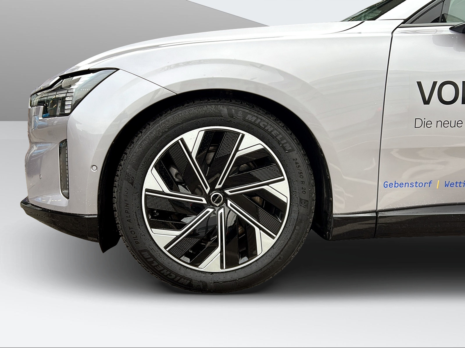 VOLVO ES90 Single 88 kWh Ultra-image-17