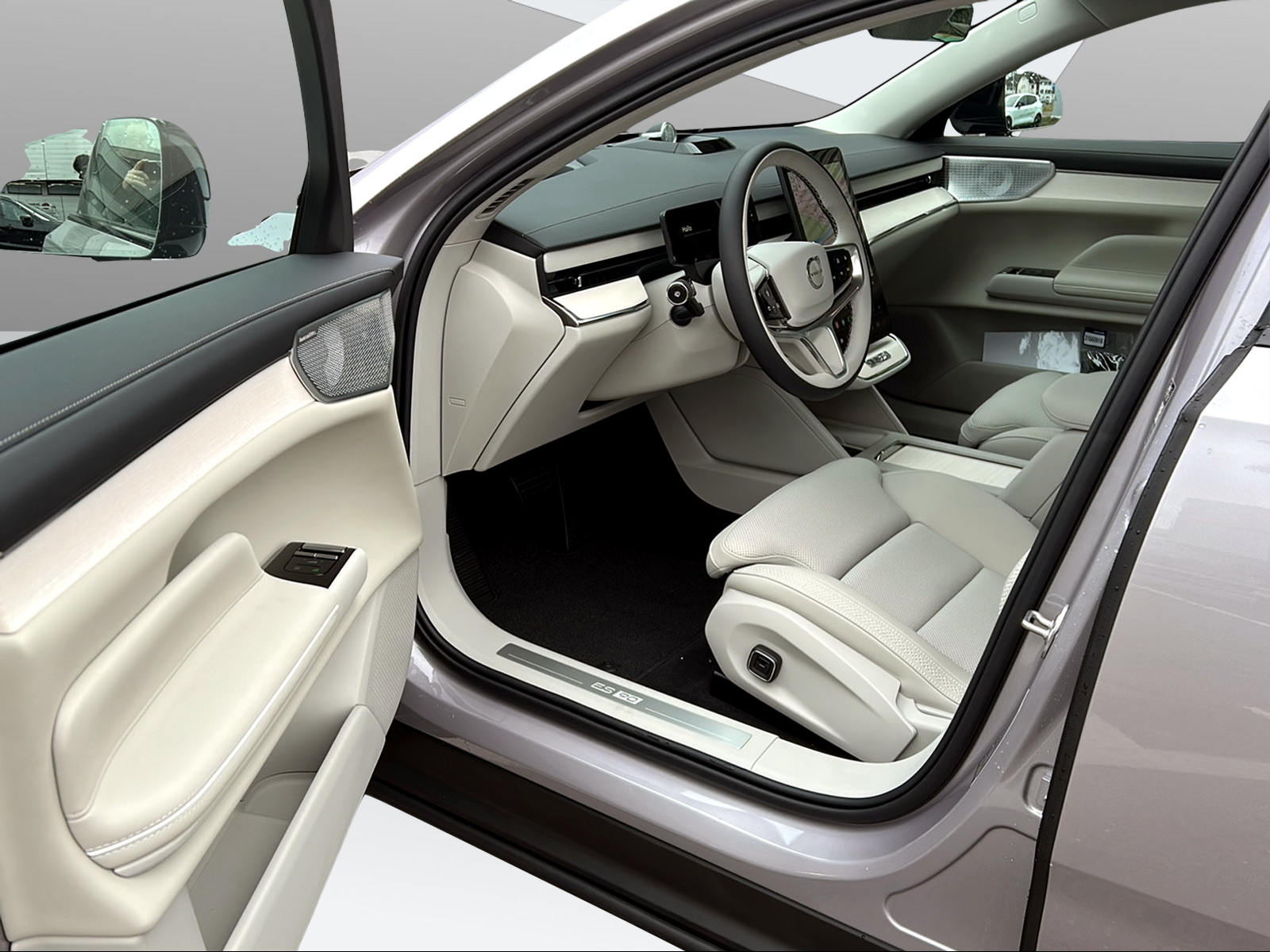 VOLVO ES90 Single 88 kWh Ultra-image-7