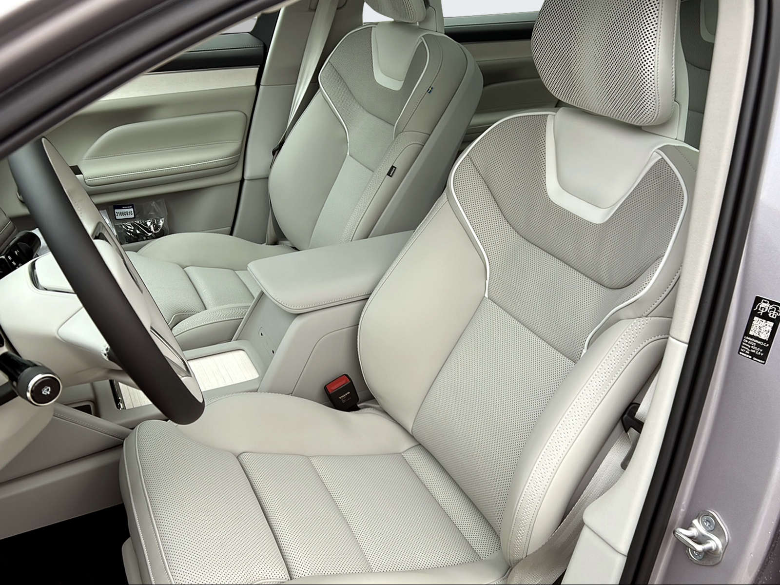 VOLVO ES90 Single 88 kWh Ultra-image-8