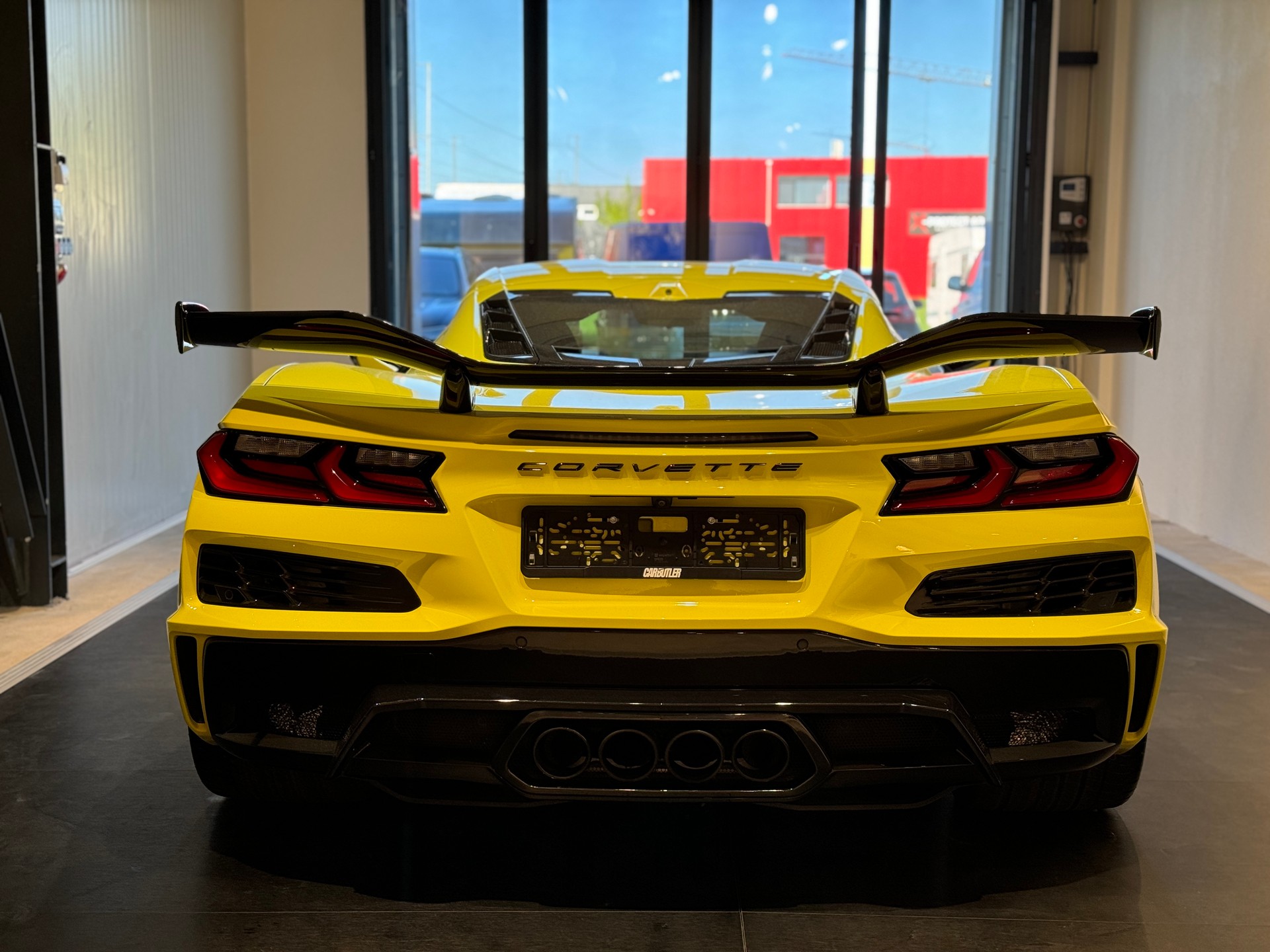 CHEVROLET CORVETTE C8 Z06 5.5L V8 🚀 Coupé US 3LZ Z07 Performance Pack GT2 Seats Accelerate Yellow GRATIS SERVICE 1'499.-- pro Monat-image-9
