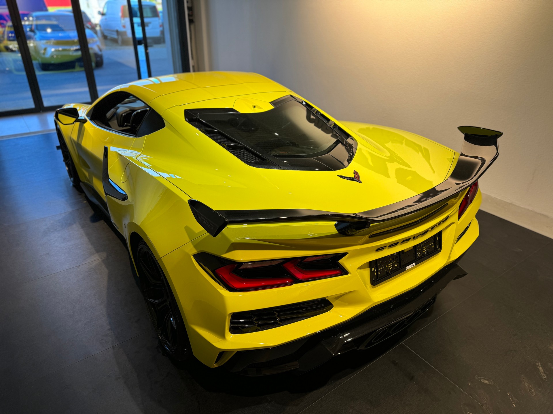 CHEVROLET CORVETTE C8 Z06 5.5L V8 🚀 Coupé US 3LZ Z07 Performance Pack GT2 Seats Accelerate Yellow GRATIS SERVICE 1'499.-- pro Monat-image-8