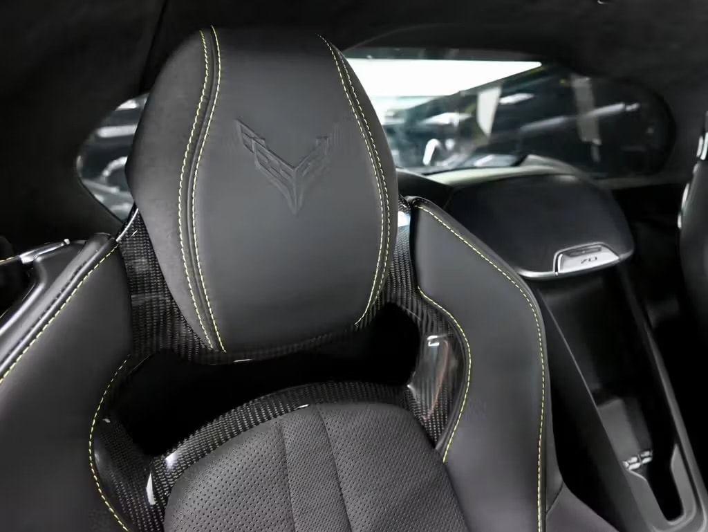 CHEVROLET CORVETTE C8 Z06 5.5L V8 🚀 Coupé US 3LZ Z07 Performance Pack GT2 Seats Accelerate Yellow GRATIS SERVICE 1'499.-- pro Monat-image-15