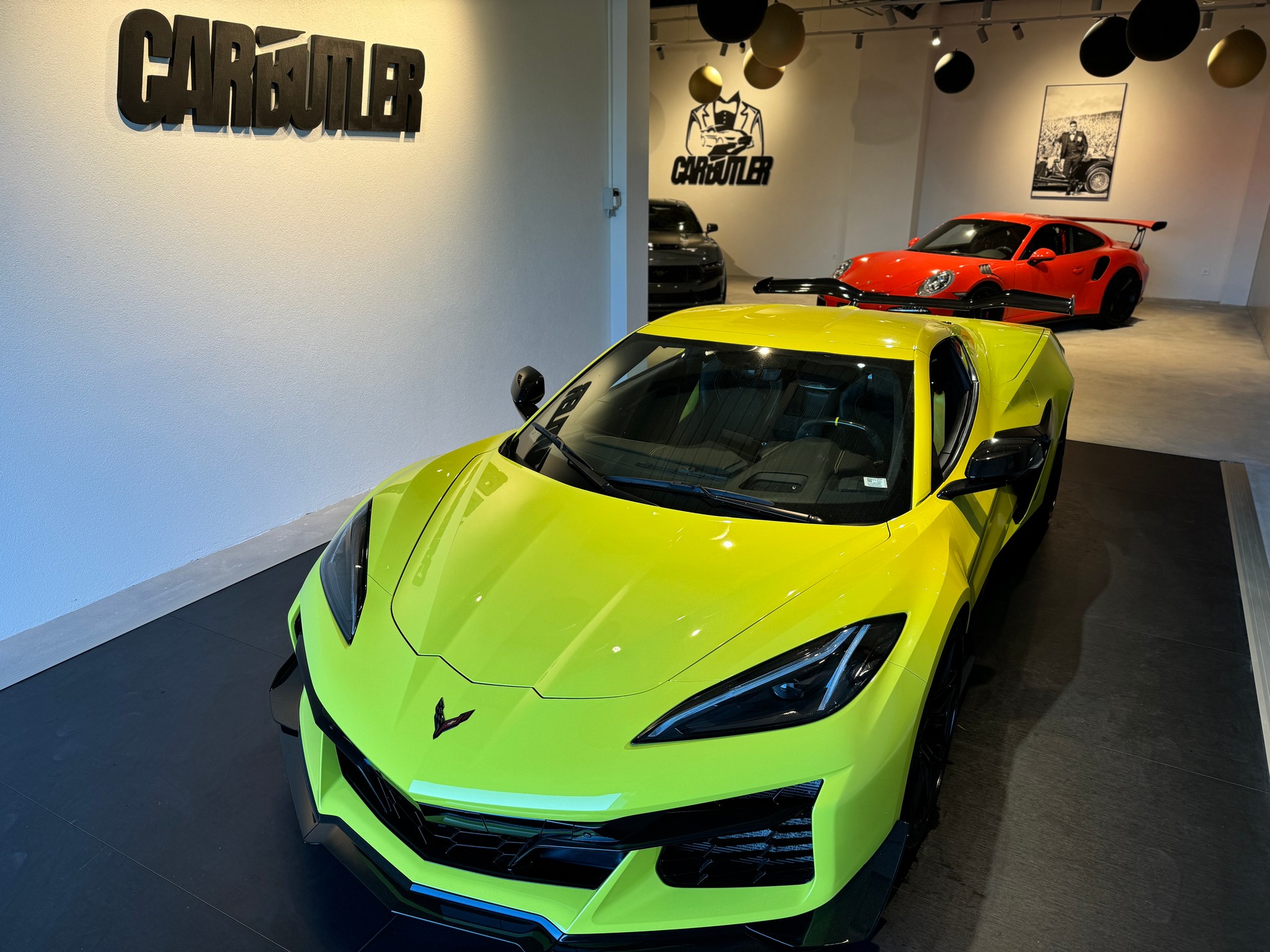 CHEVROLET CORVETTE C8 Z06 5.5L V8 🚀 Coupé US 3LZ Z07 Performance Pack GT2 Seats Accelerate Yellow GRATIS SERVICE 1'499.-- pro Monat-image-2