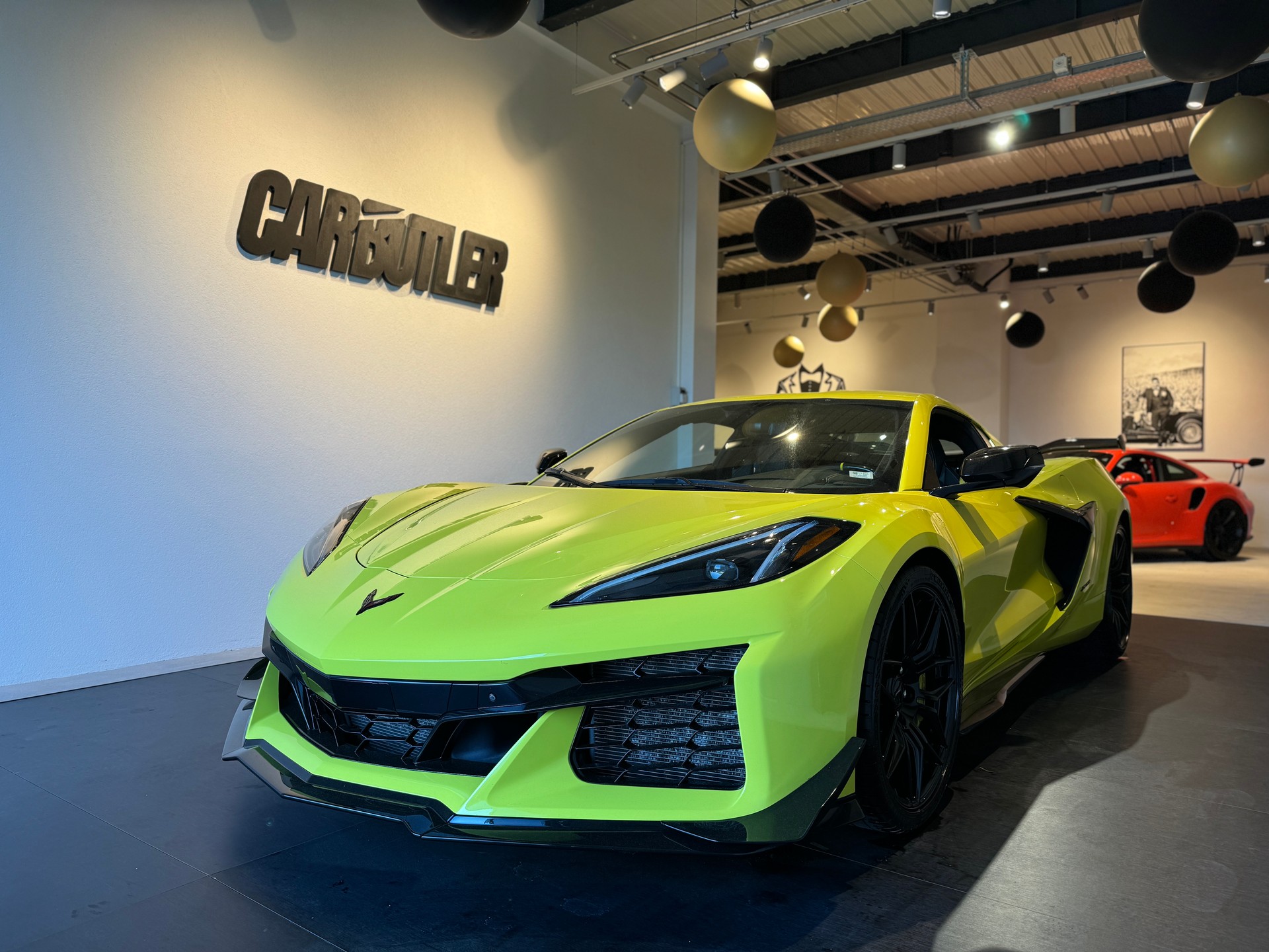 CHEVROLET CORVETTE C8 Z06 5.5L V8 🚀 Coupé US 3LZ Z07 Performance Pack GT2 Seats Accelerate Yellow GRATIS SERVICE 1'499.-- pro Monat