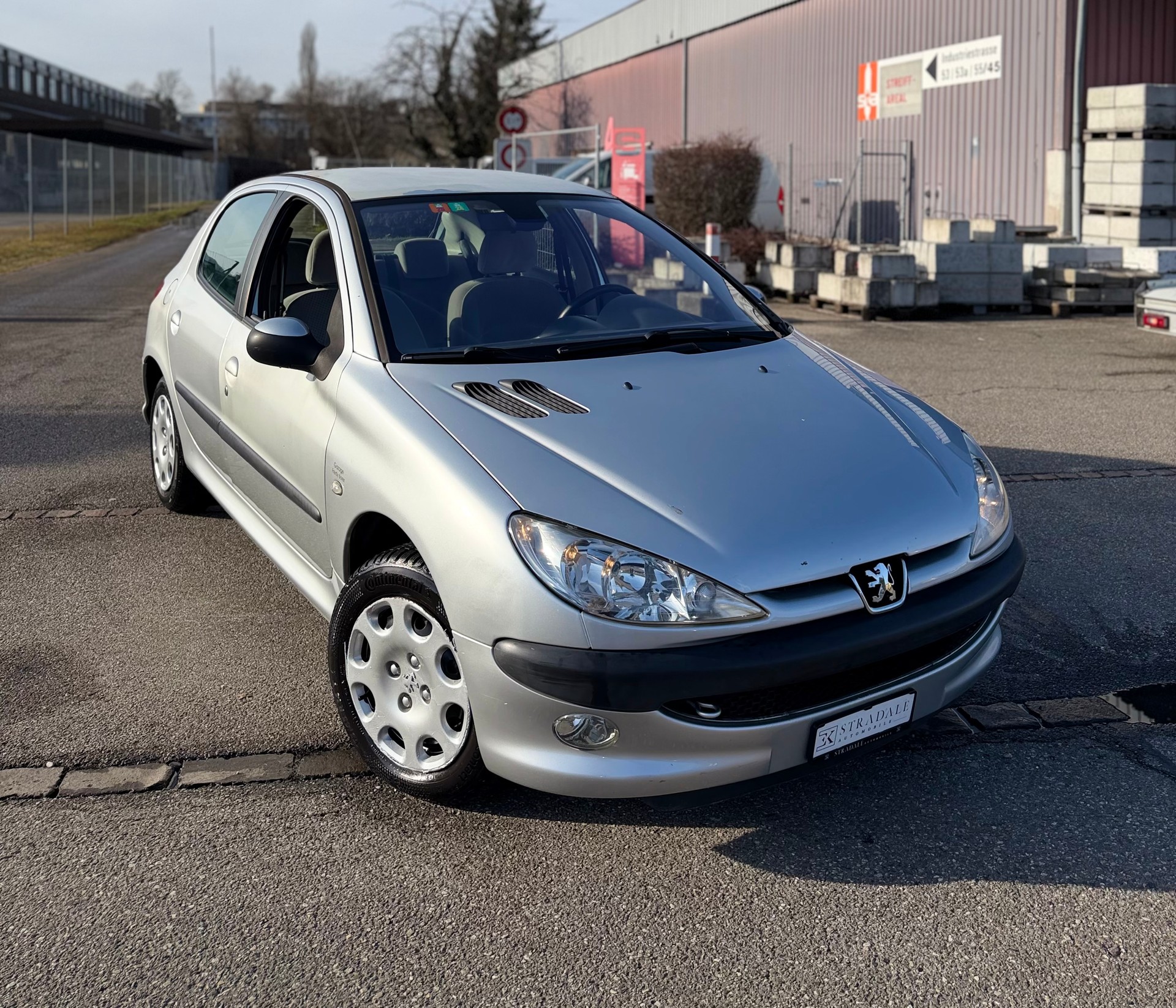 PEUGEOT 206 1.6 16V (XT) Premium-image-0
