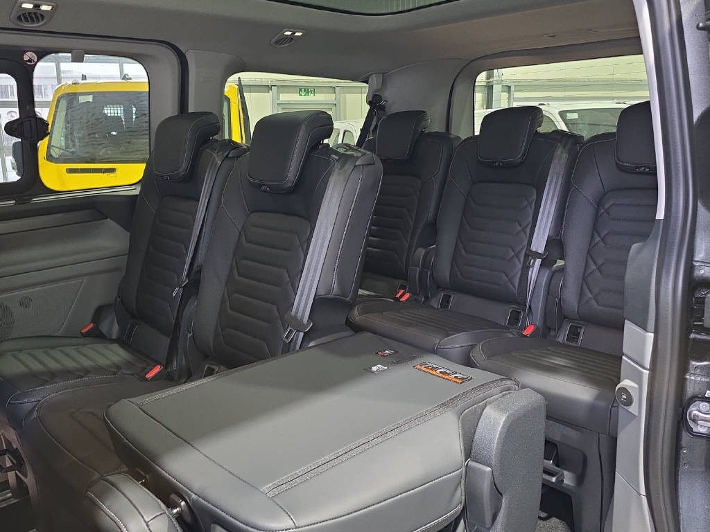 FORD Tourneo Custom Bus 320 L1 2.0 EcoBlue 170 PS Titanium X 4x4-image-14