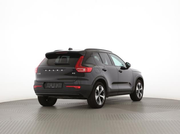 Image VOLVO XC40 XC40 B3 Benzin Mild Hybrid Plus Dark DCT
